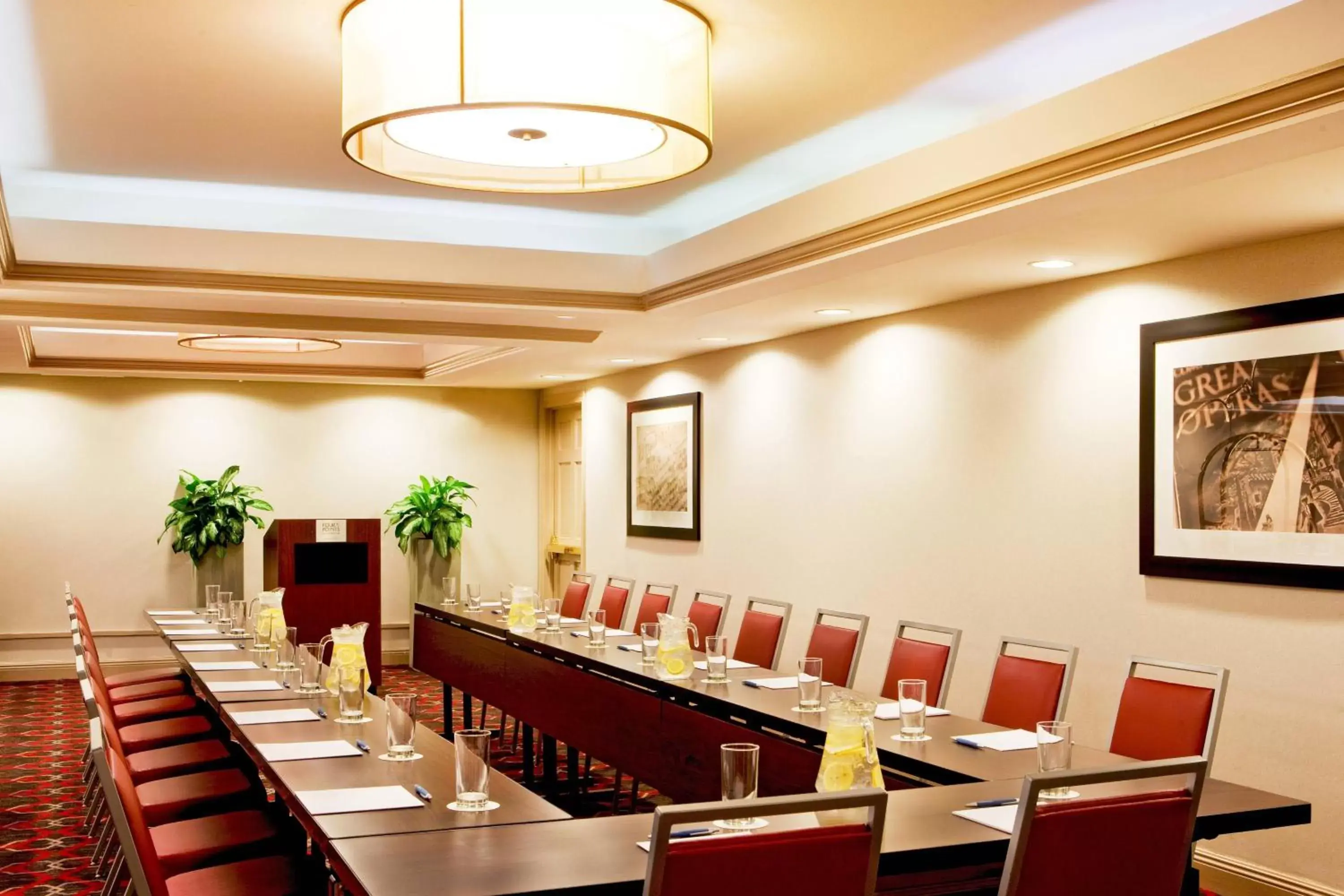 Meeting/conference room in Four Points by Sheraton French Quarter