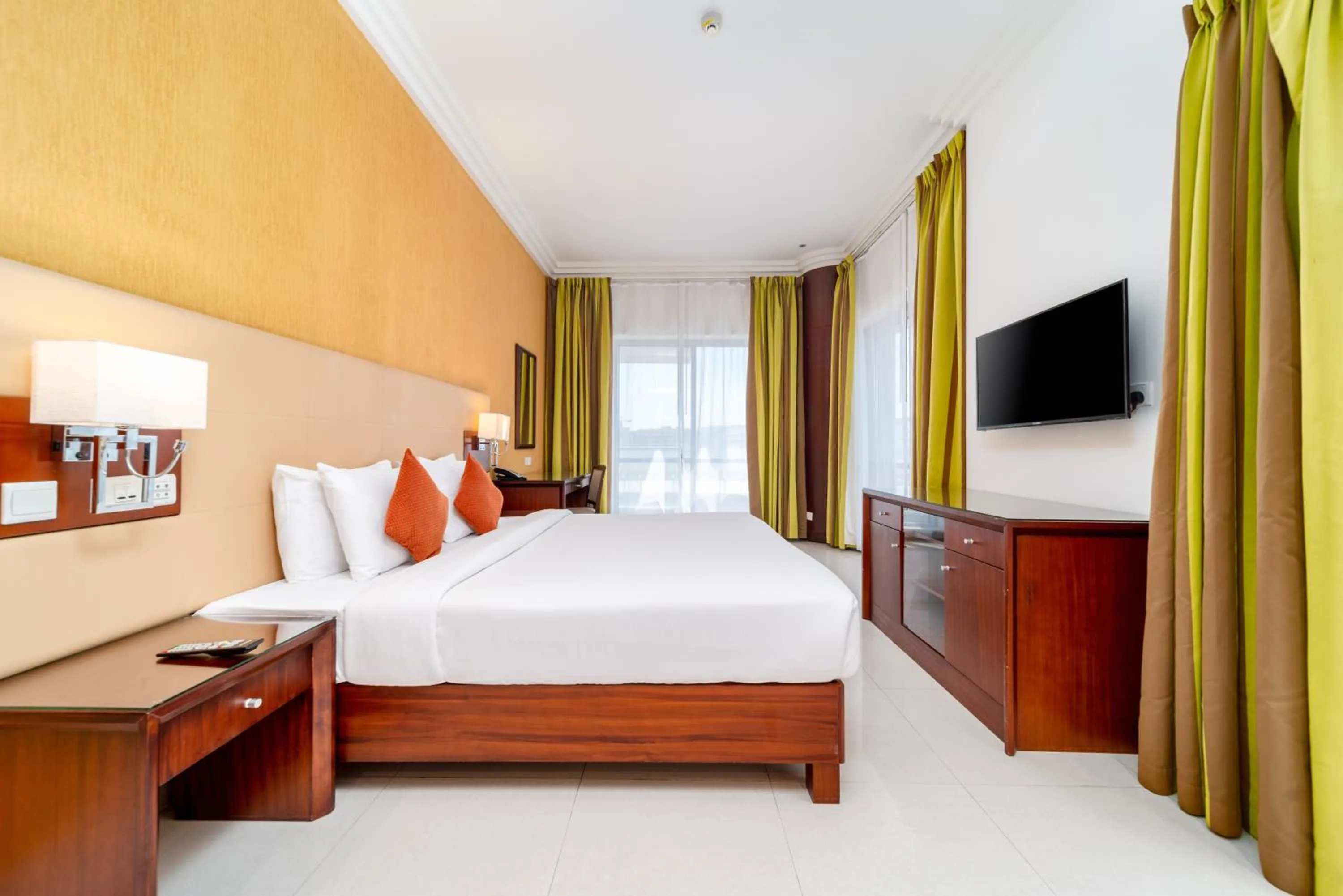 Bedroom, Bed in Star Metro Deira Hotel Apartments
