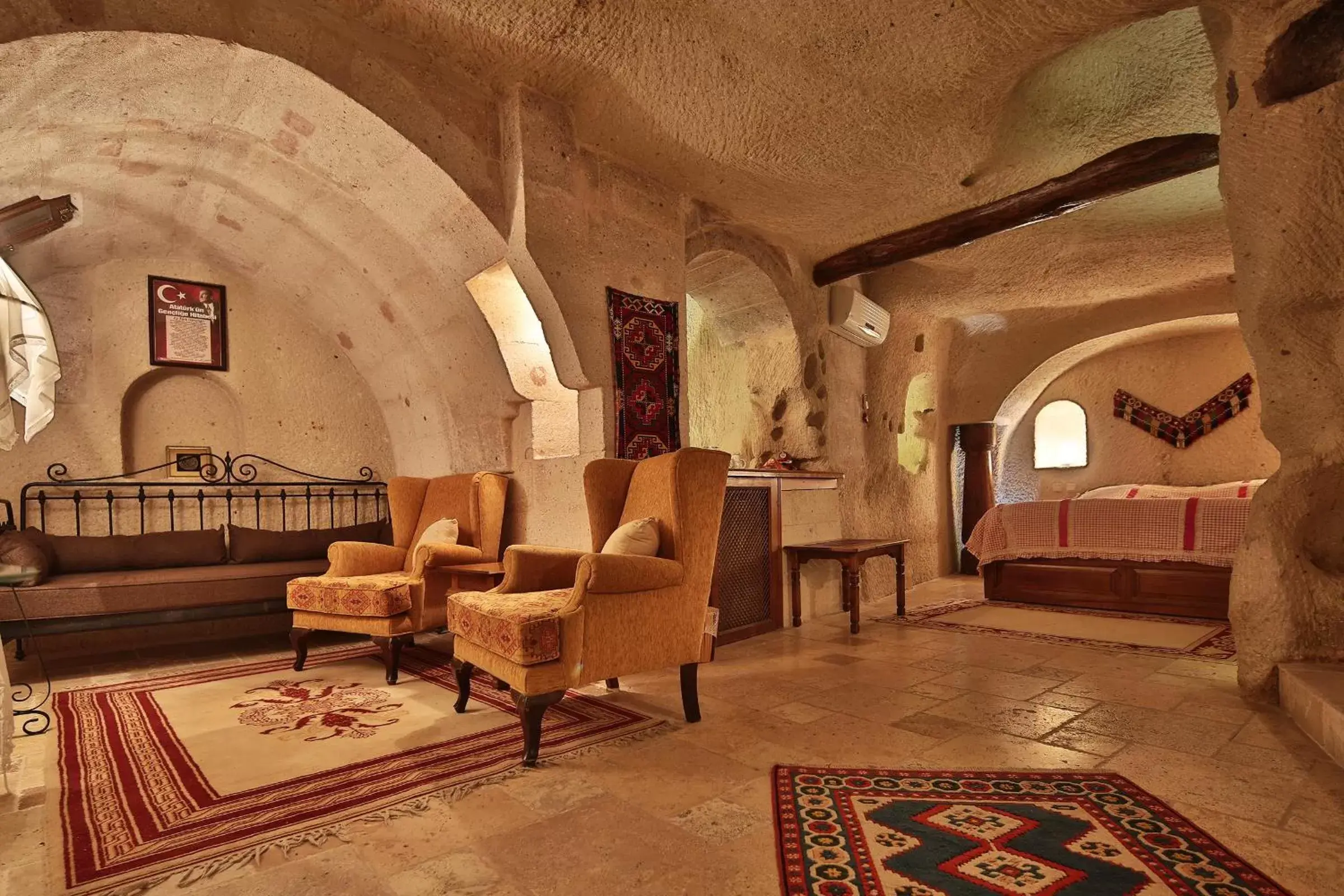 Kitchen or kitchenette, Seating Area in Cappadocia Cave Suites