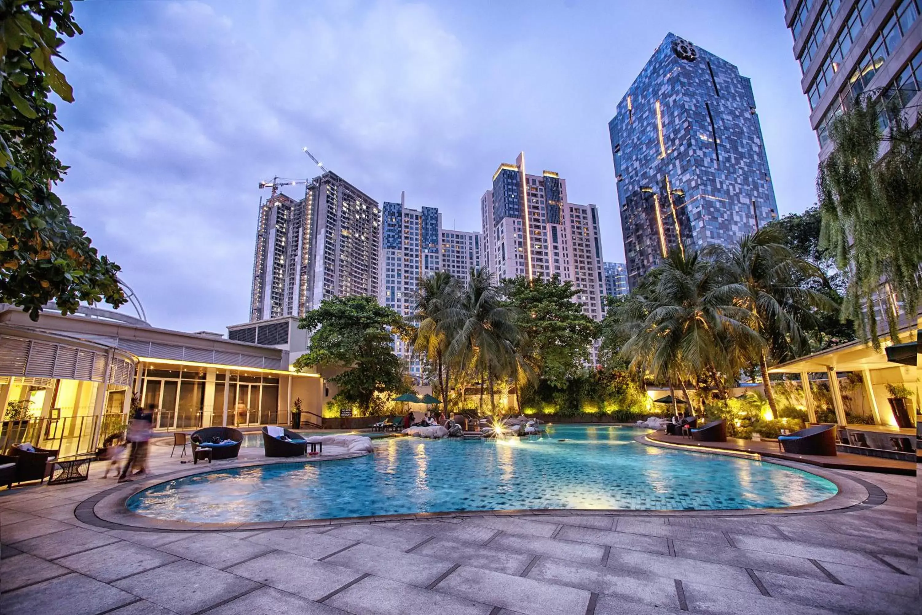 Swimming Pool in Wyndham Casablanca Jakarta