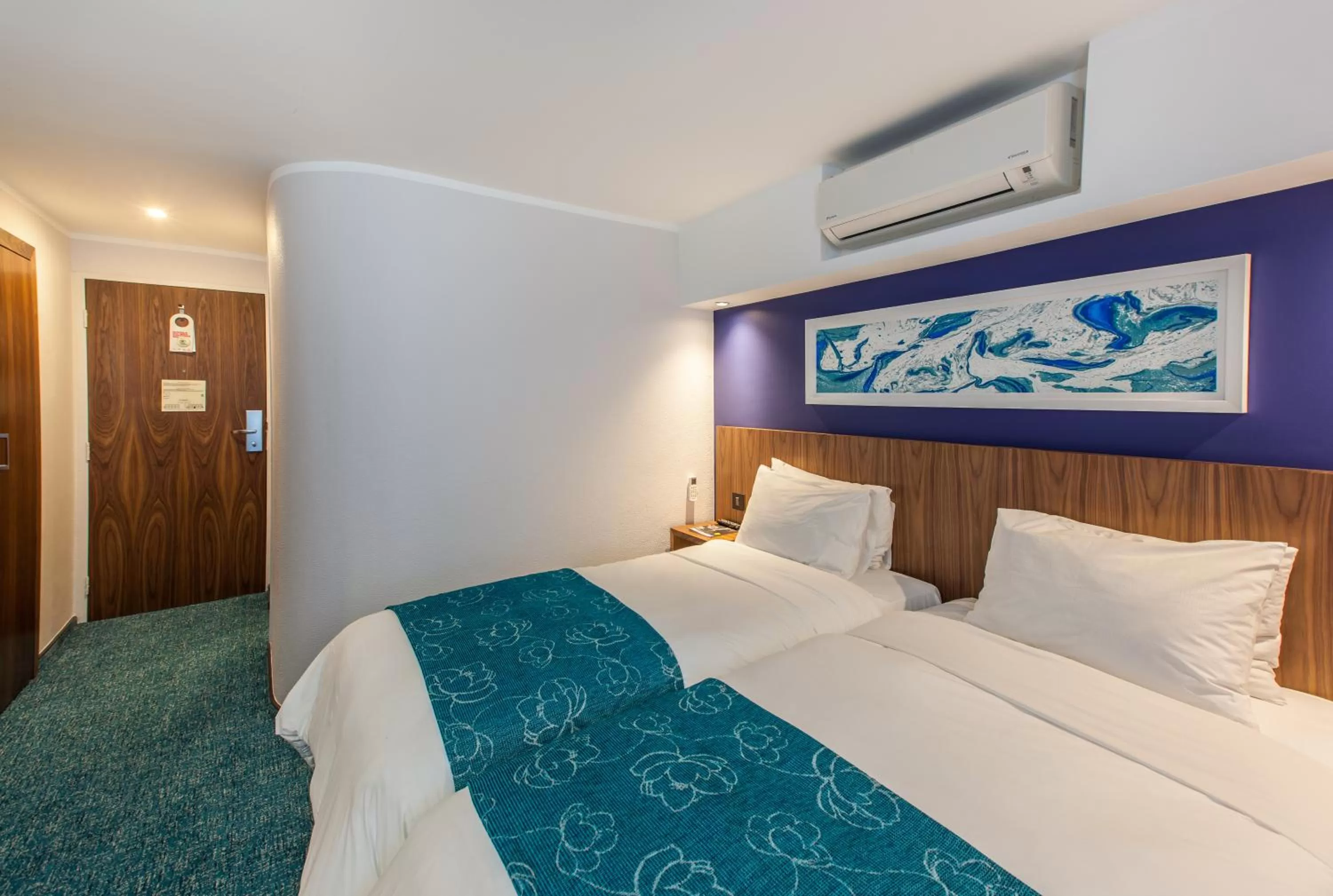 Twin Room - Non-Smoking in Town Lodge Mbombela