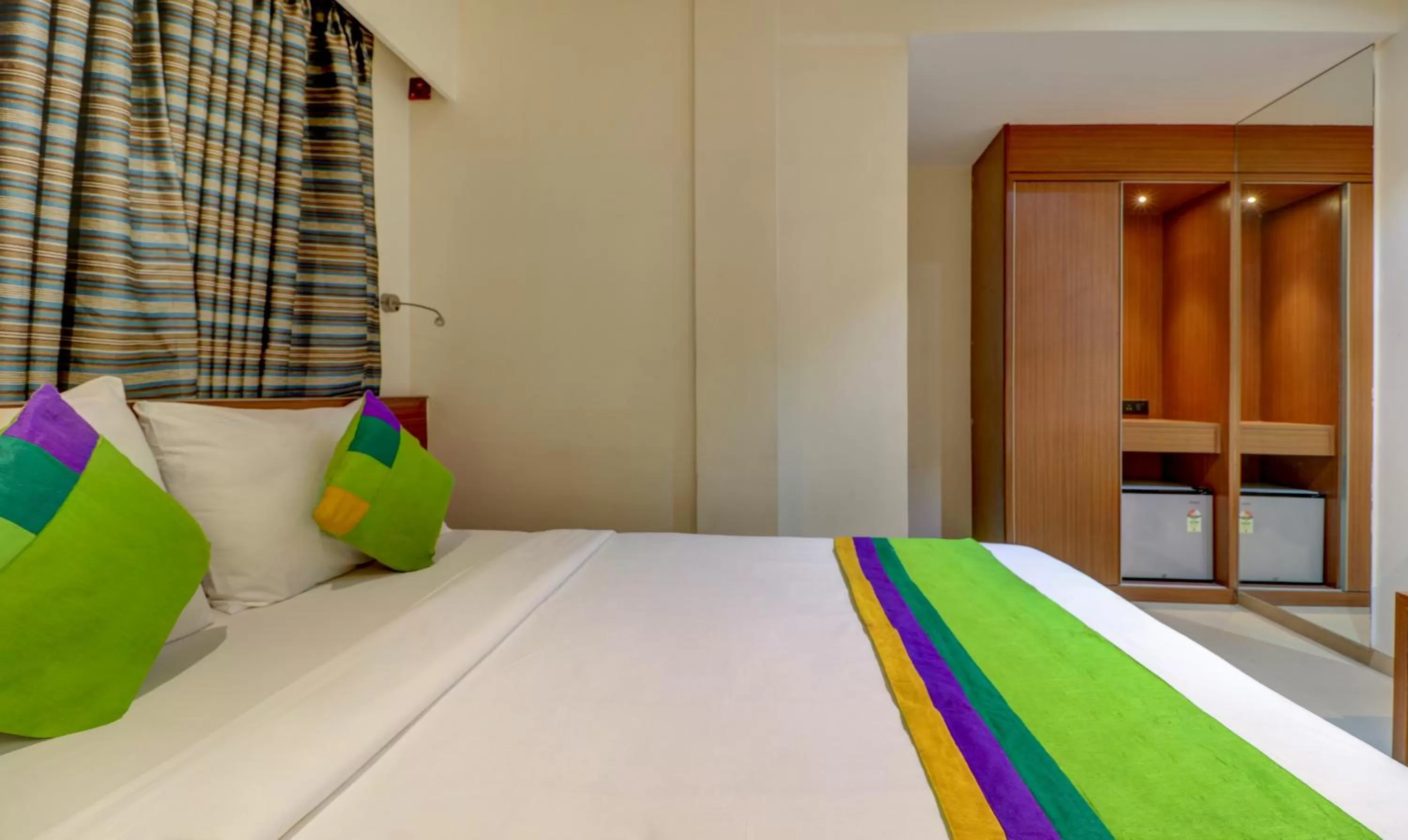 Bed in Treebo Ranjeet Shivaji Nagar