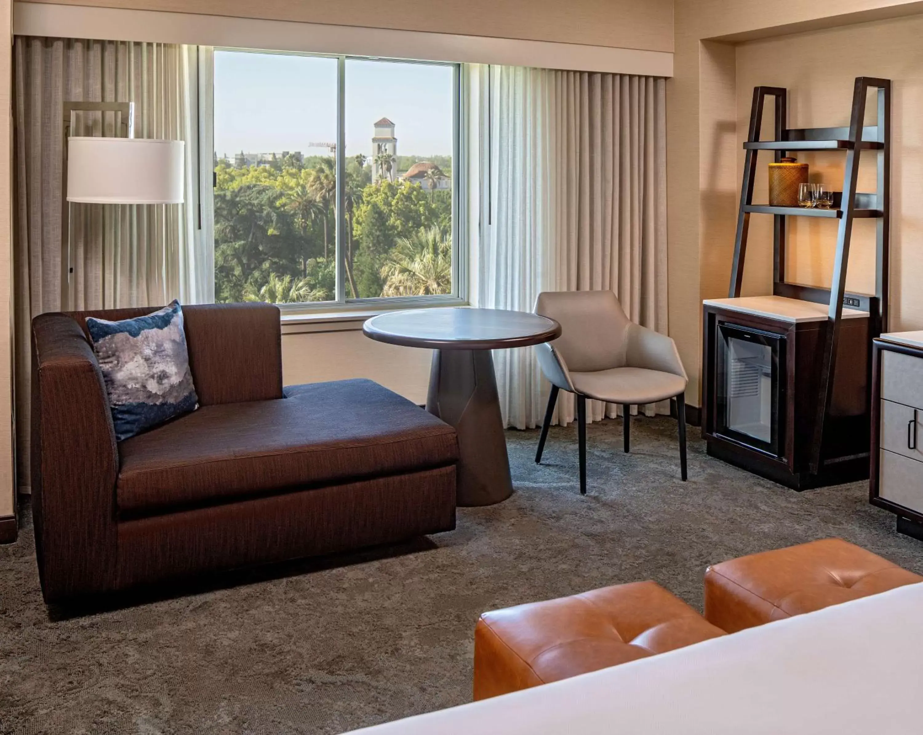 Bedroom, Seating Area in Hyatt Regency Sacramento