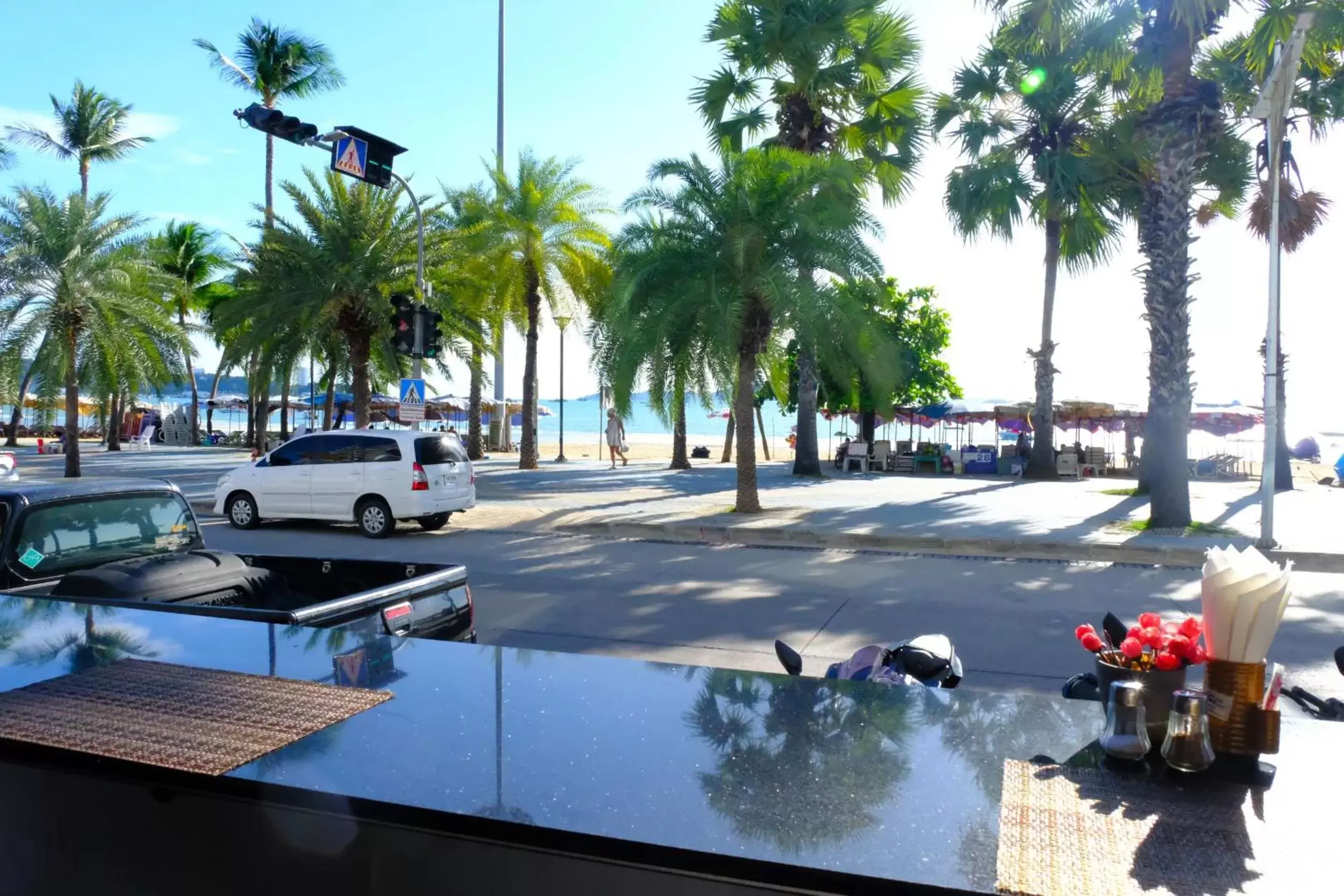 Restaurant/places to eat in The Beach Front Resort, Pattaya