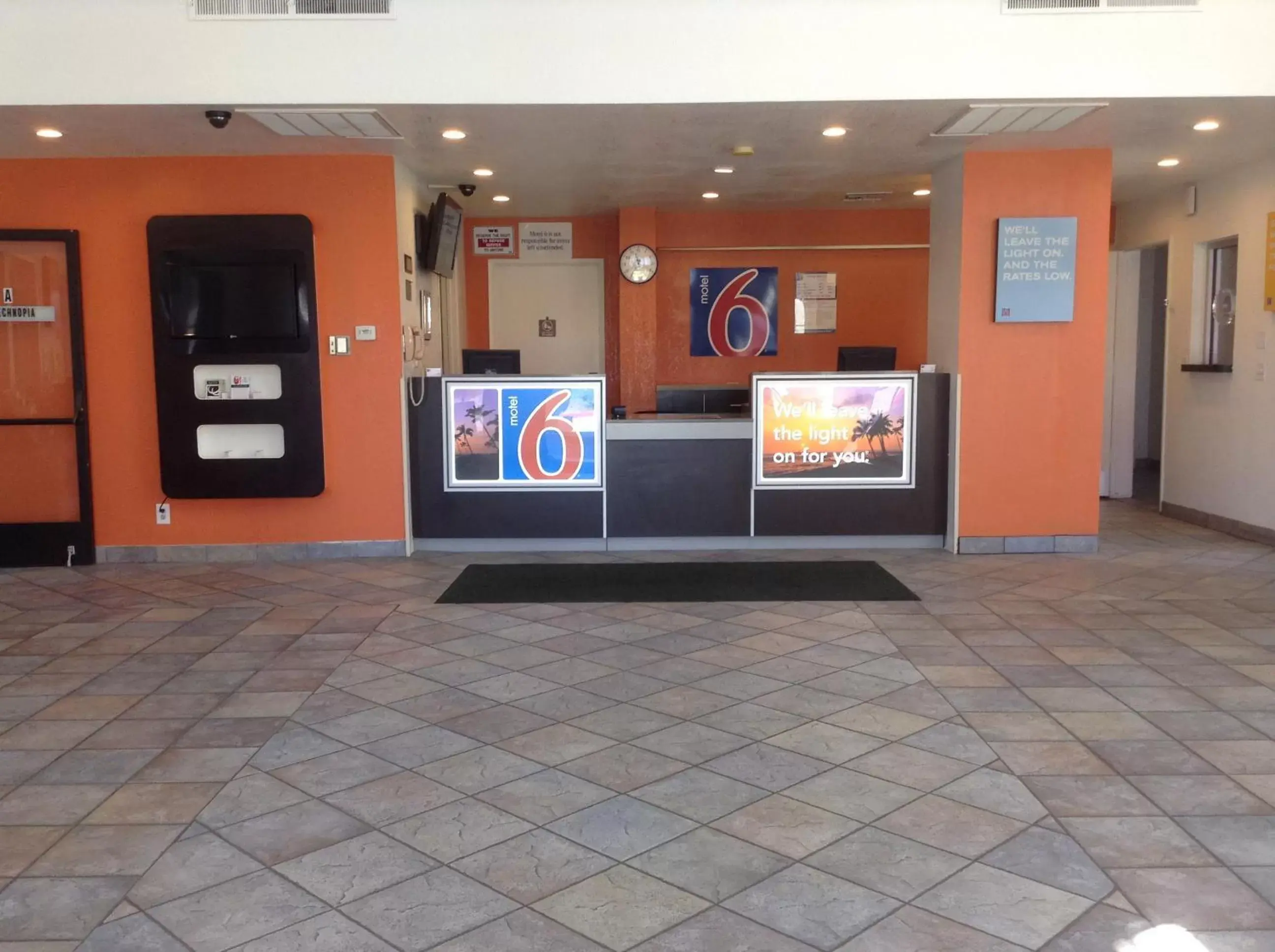 Lobby or reception in Motel 6 Hemet Lobby or reception in Motel 6 Hemet