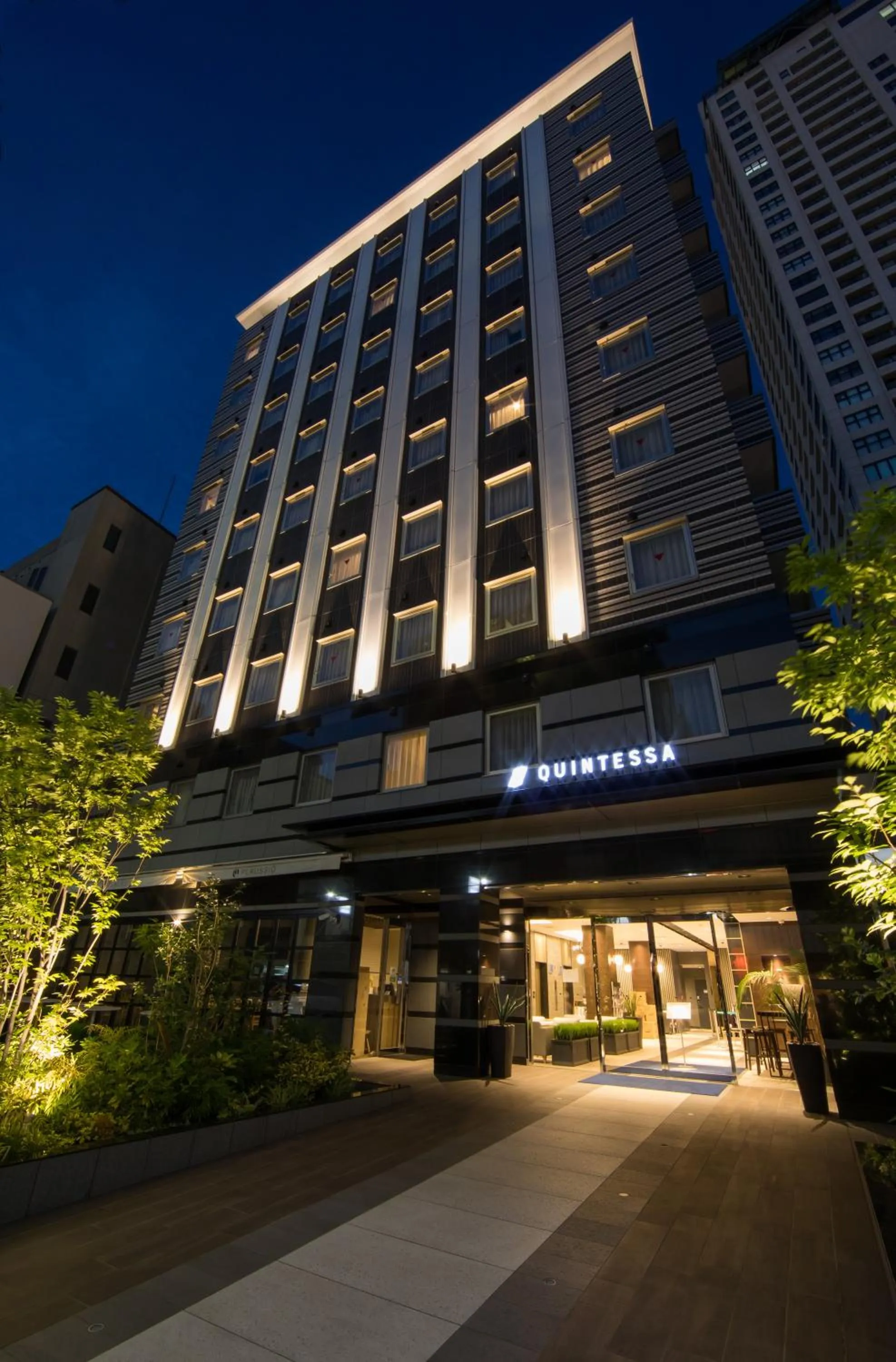 Property building in Quintessa Hotel Osaka Shinsaibashi Comic & Books