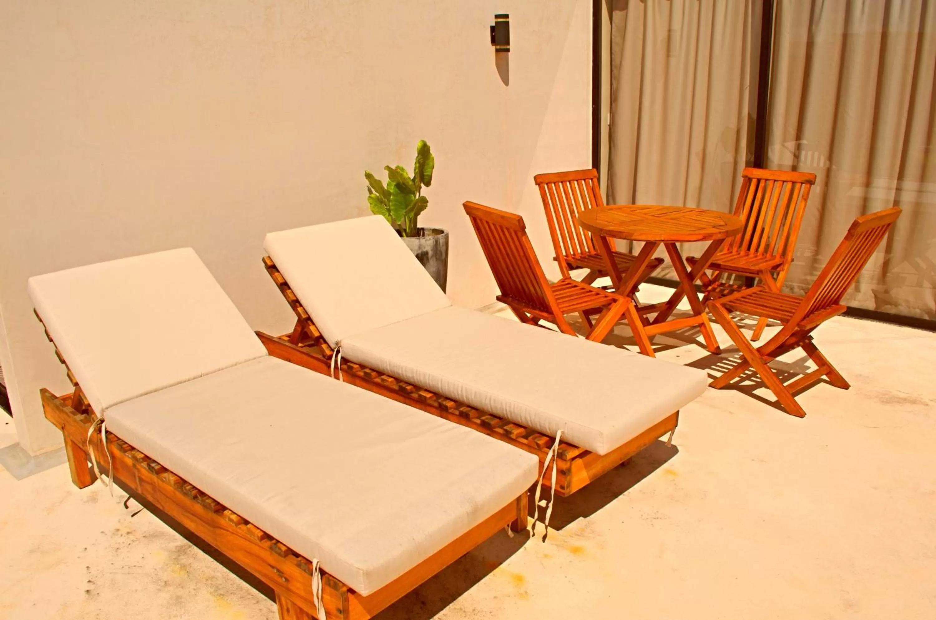Patio in Gardens Coba - Luxury Cardinal