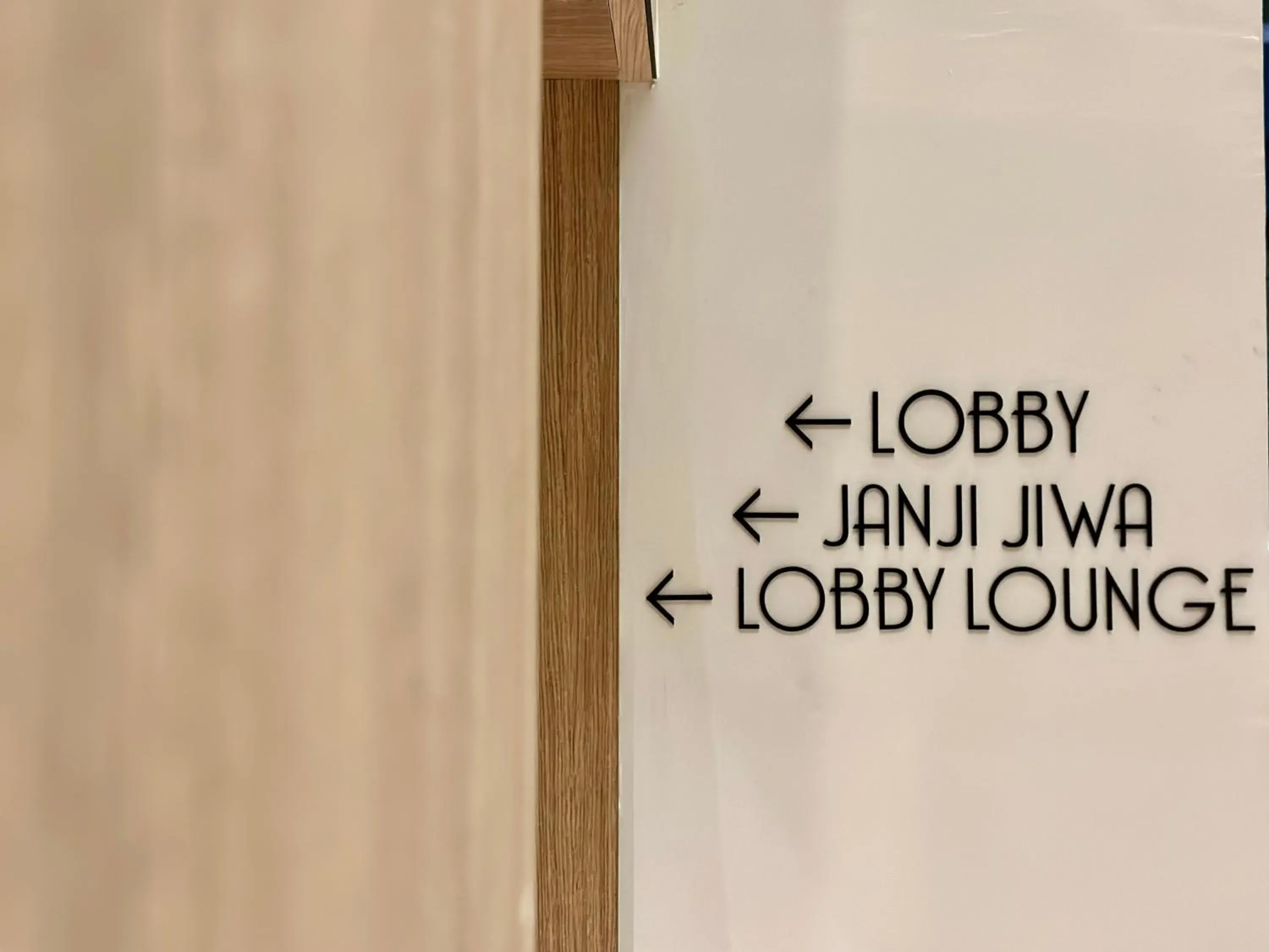 Lobby or reception in HARRIS Hotel & Conventions Gubeng