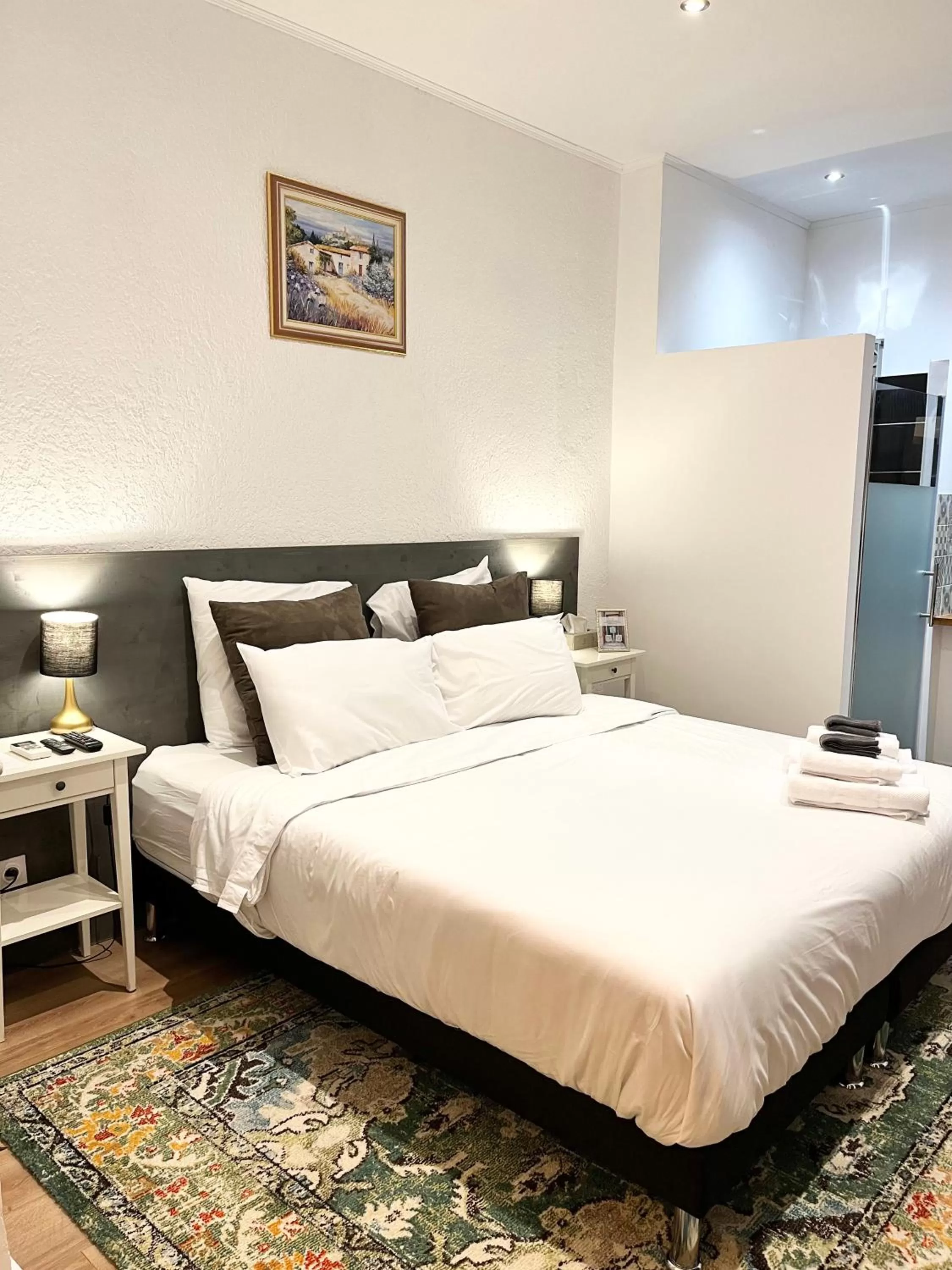 Bed in SalutBB Chambre d'hote