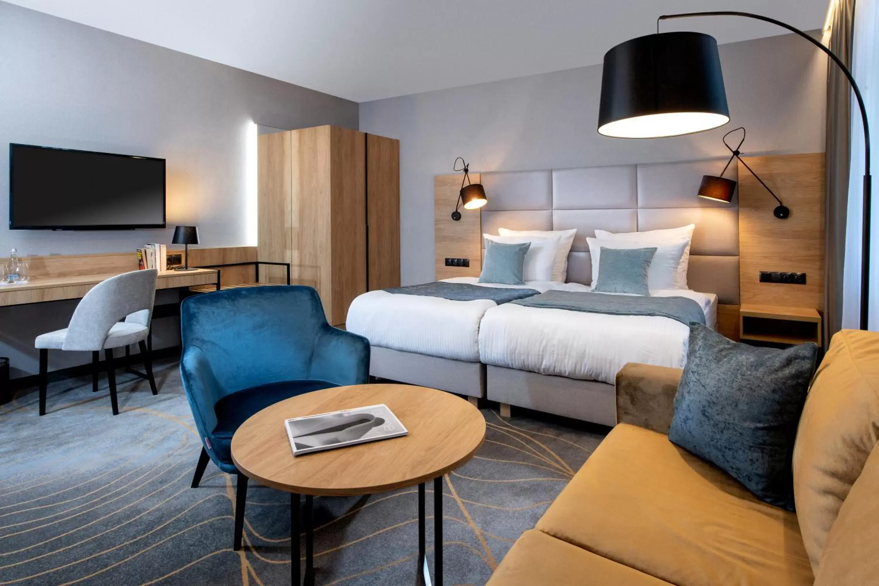 TV and multimedia, Bed in Hotel M29 TV and multimedia, Bed in Hotel M29