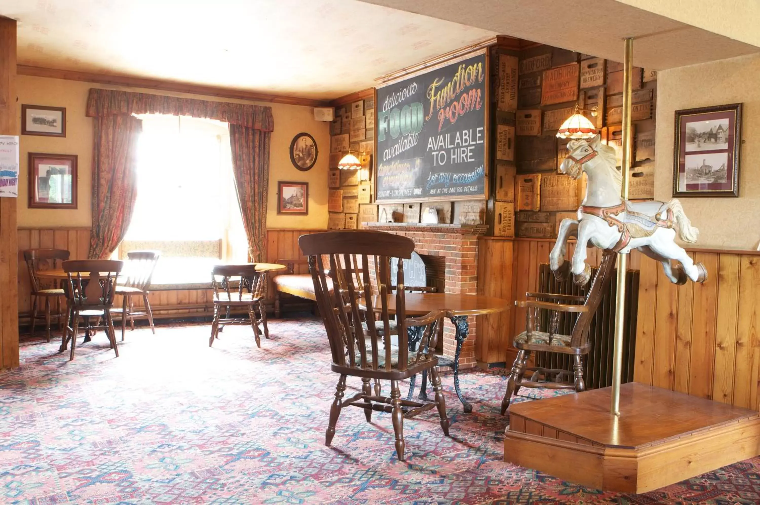 Lounge or bar, Restaurant/Places to Eat in Radstock Hotel near Bath