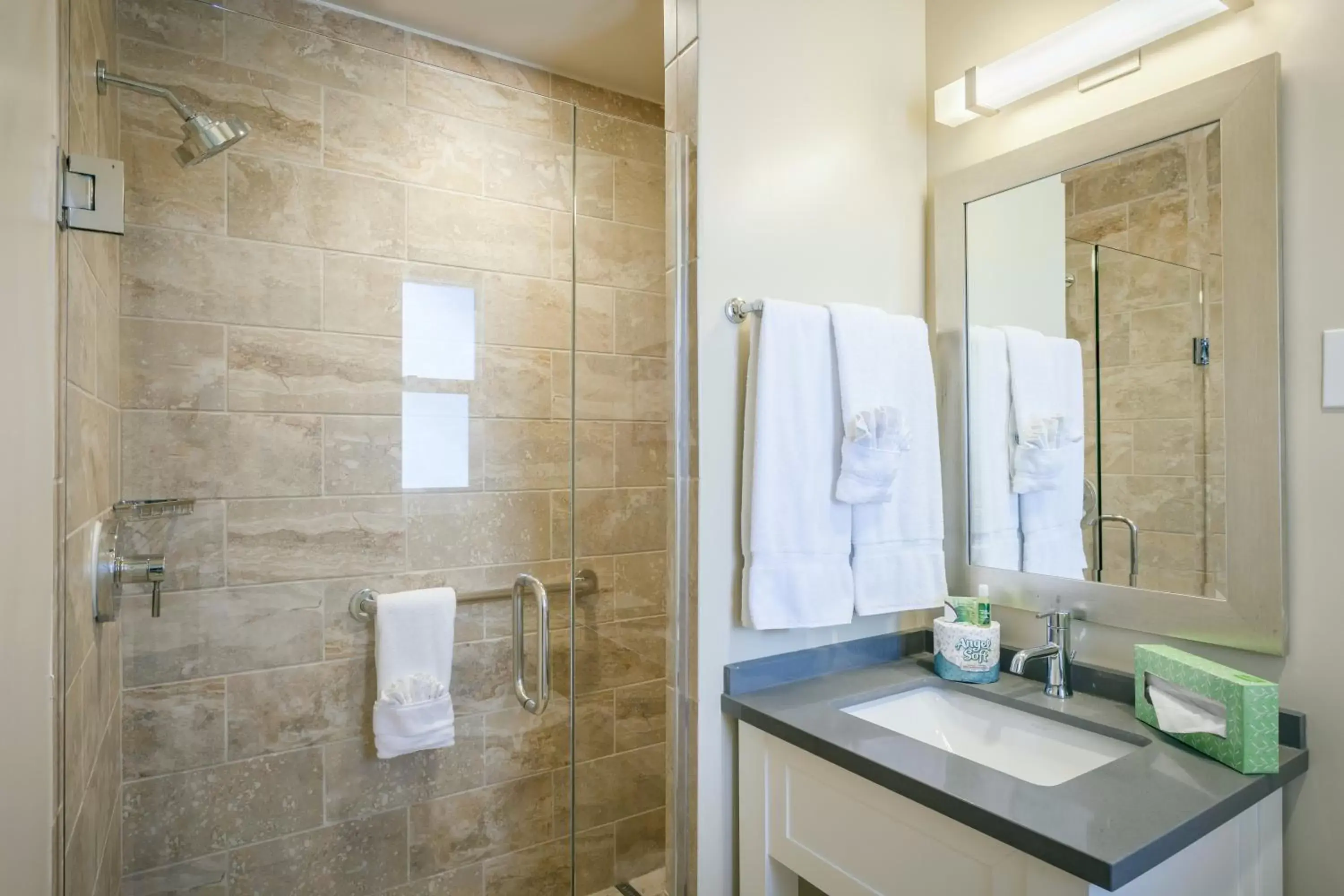 Bathroom in Pacific Shores Inn