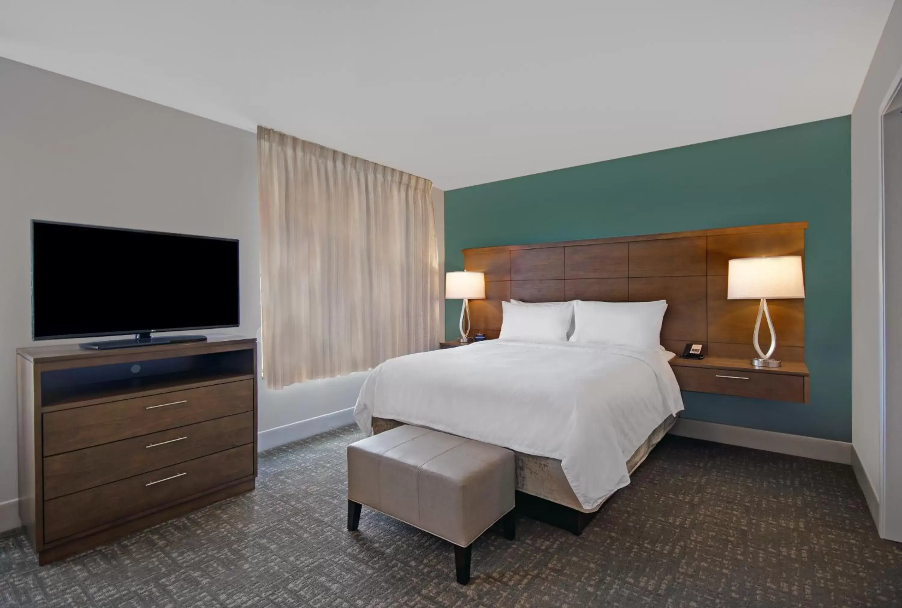 Photo of the whole room, Bed in Staybridge Suites - Sterling Heights -Detroit Area, an IHG Hotel