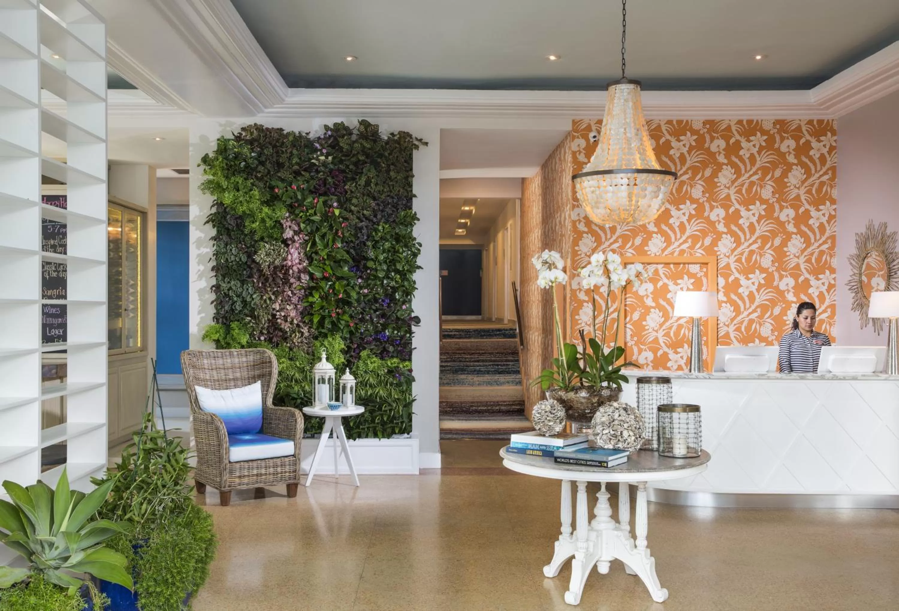 Lobby or reception in Circa 39 Miami Beach