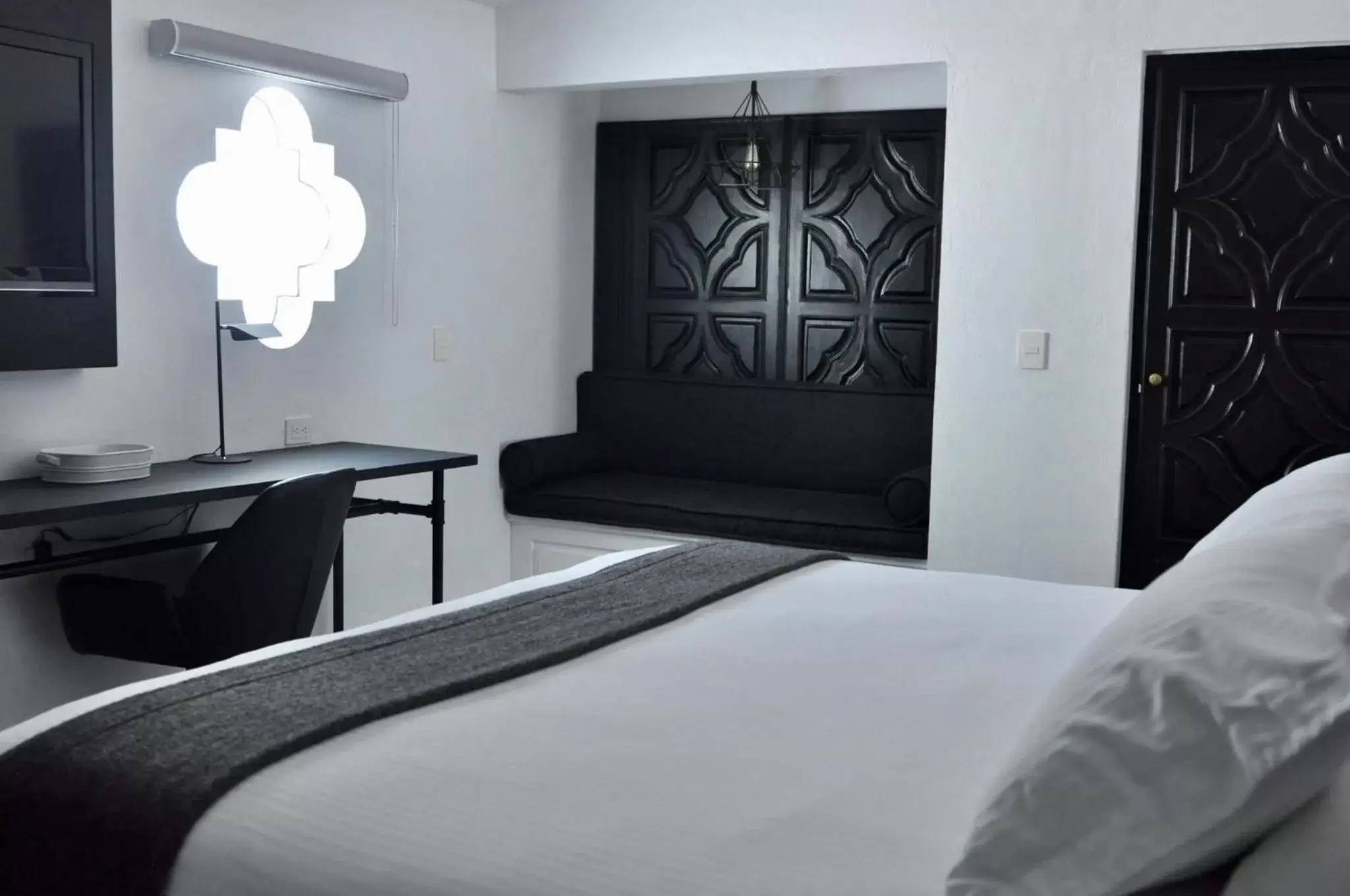 Bed in Las Casas B&B Boutique Hotel, Spa & Restaurante Cuernavaca