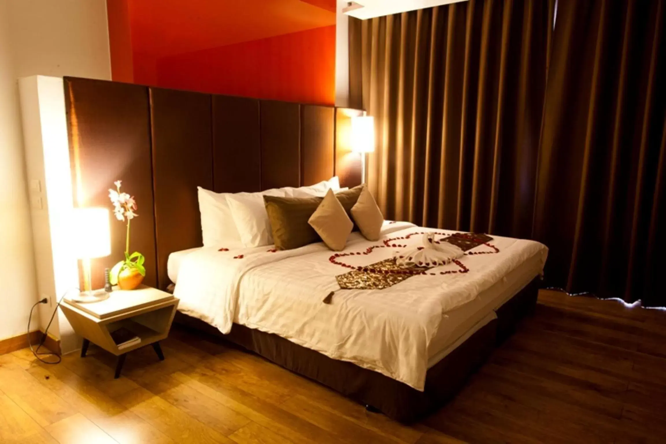 Bed in Prajaktra Design Hotel