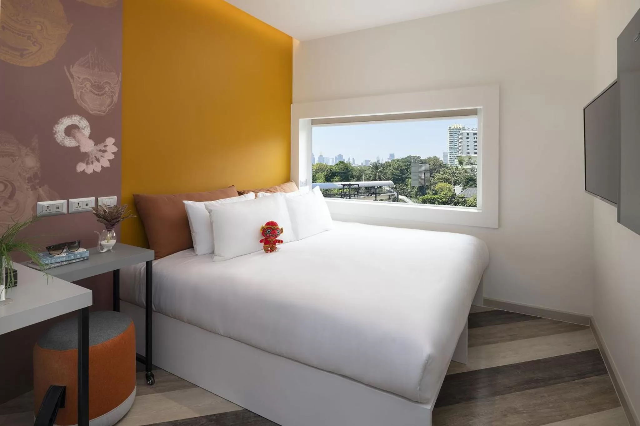 Bed in Jono Bangkok Asok Hotel