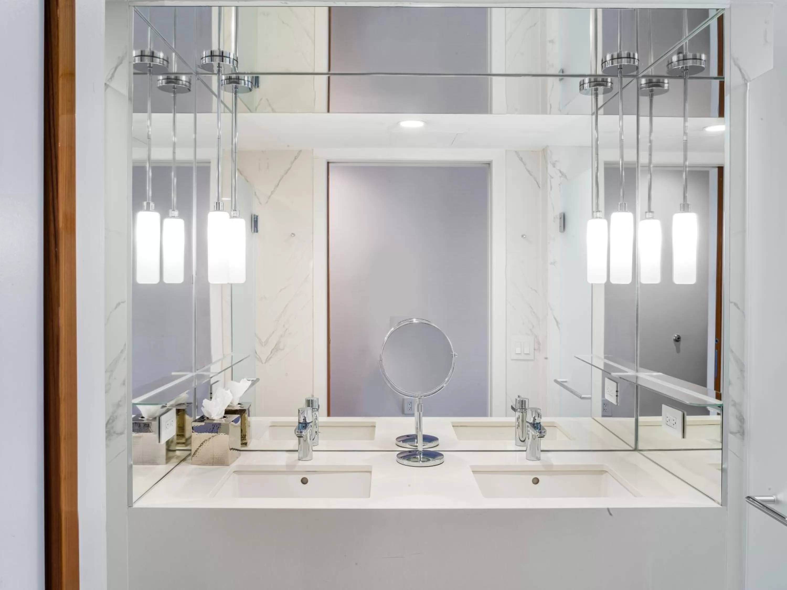 Bathroom in 33 Hotel, New York City, Seaport