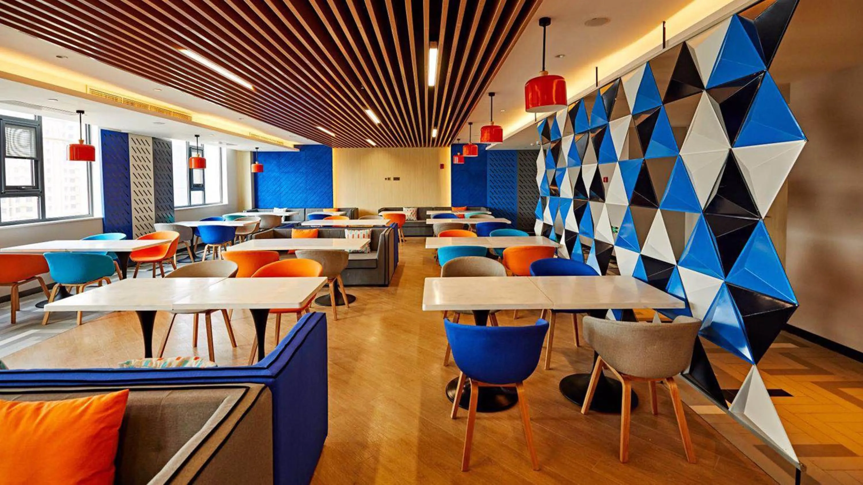 Restaurant/places to eat in Holiday Inn Express Shijiazhuang High-tech Zone by IHG