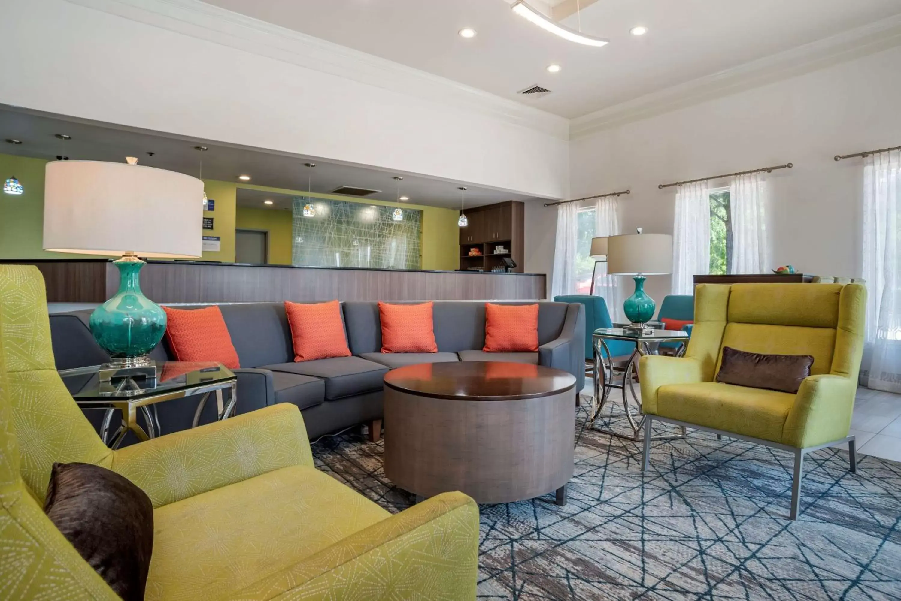 Lobby or reception, Seating Area in Best Western Carlton Suites