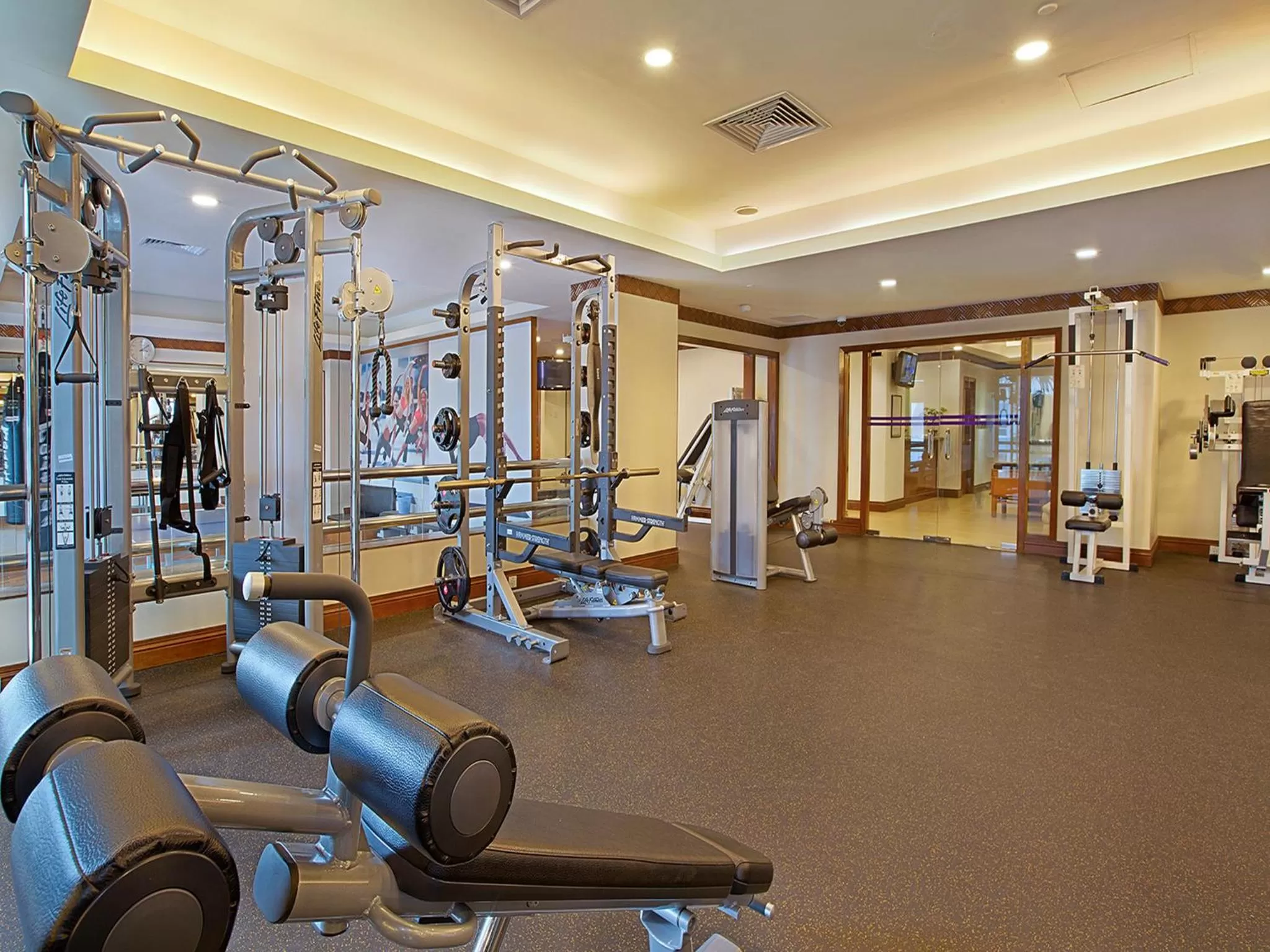 Fitness centre/facilities in PARKROYAL Yangon