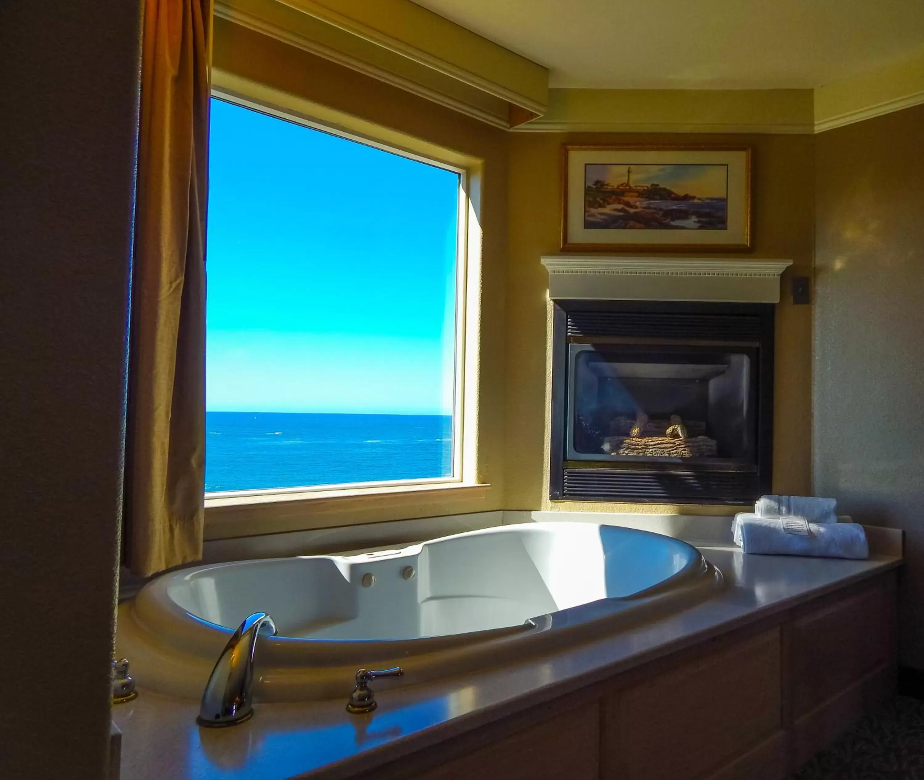 King Suite with Spa Bath in North Cliff Hotel
