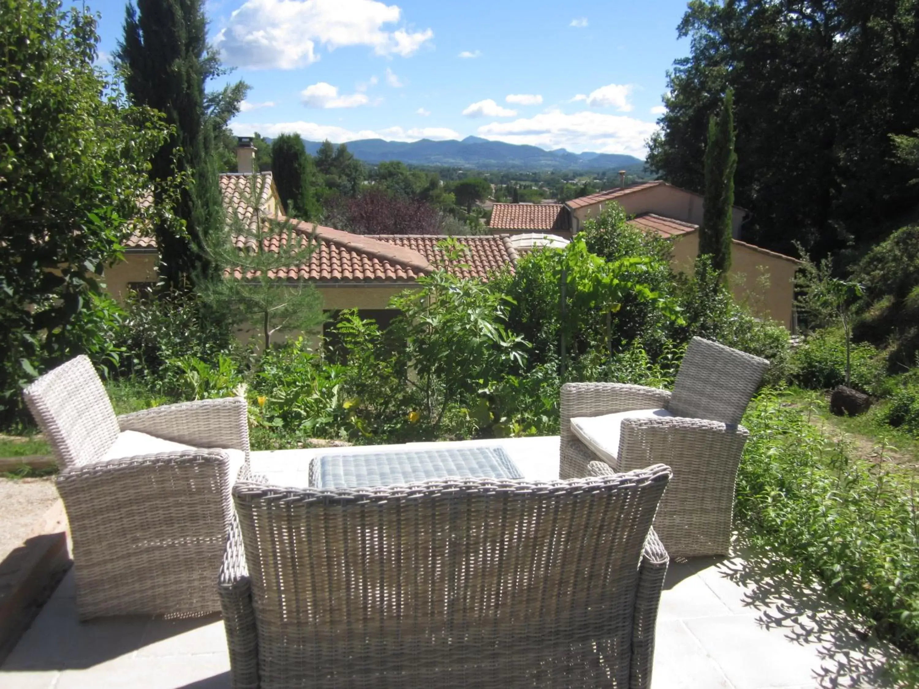 Mountain view in Les Verveines de Vaison