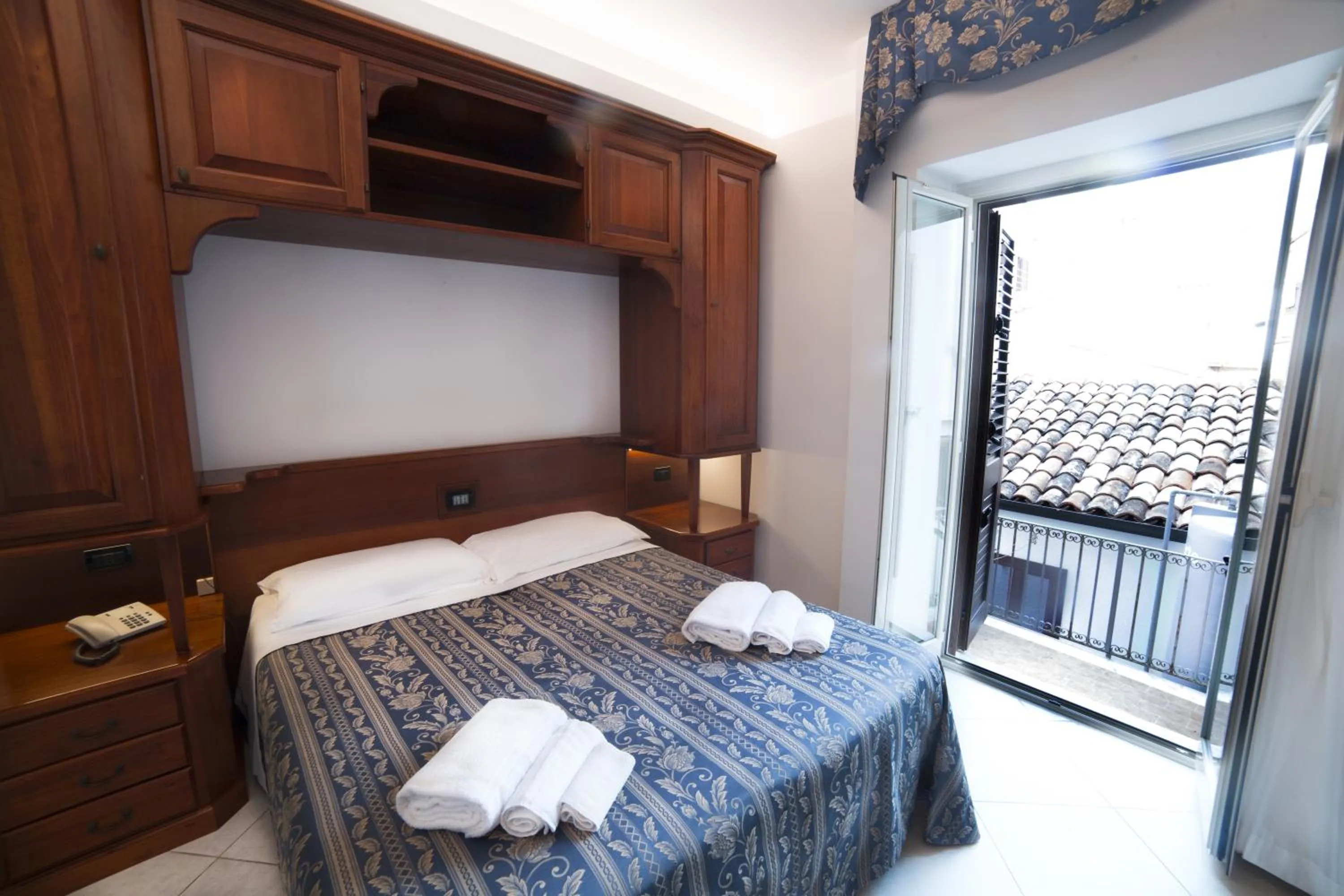 Photo of the whole room, Bed in Hotel La Giara