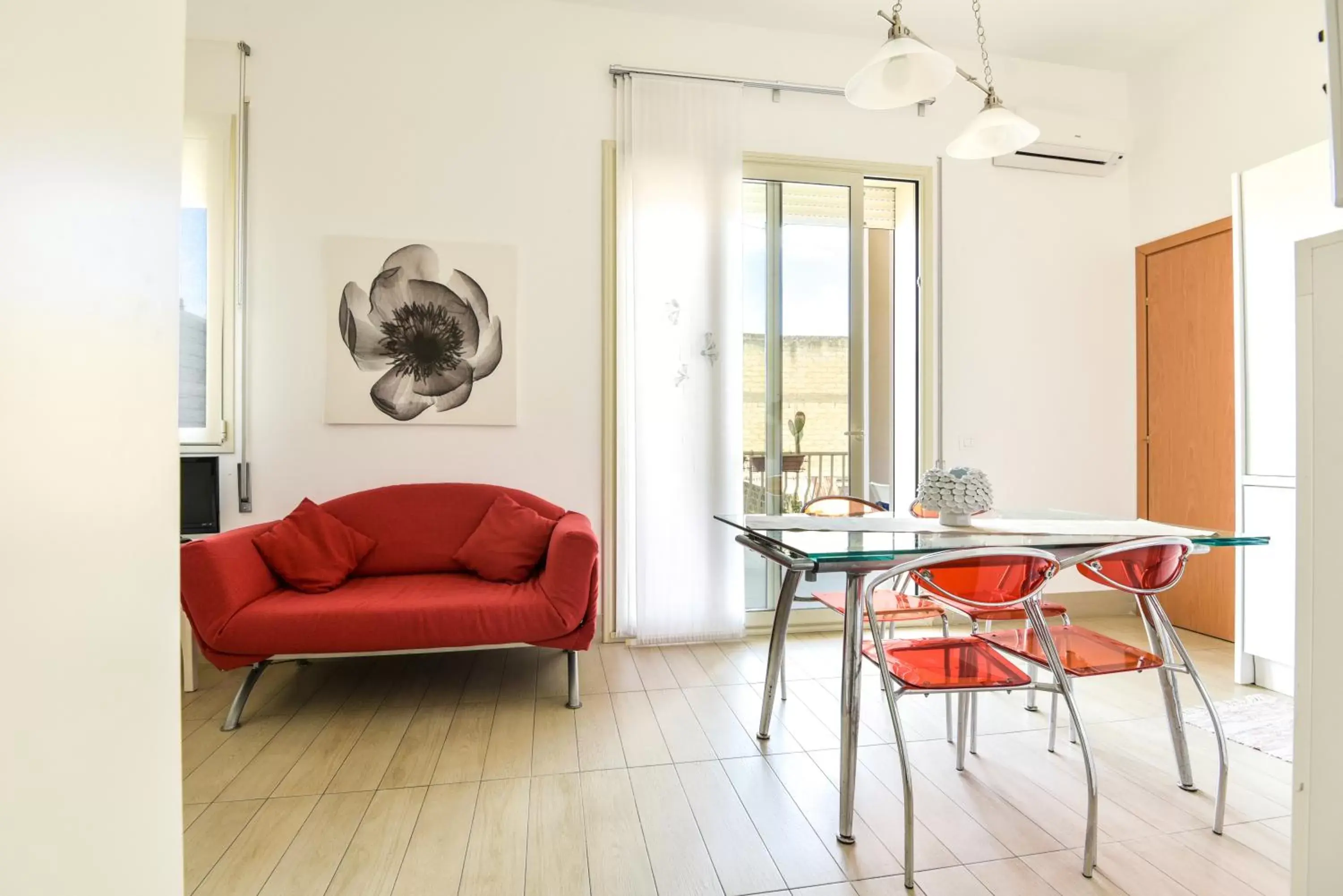 Dining Area in Aurora Residence