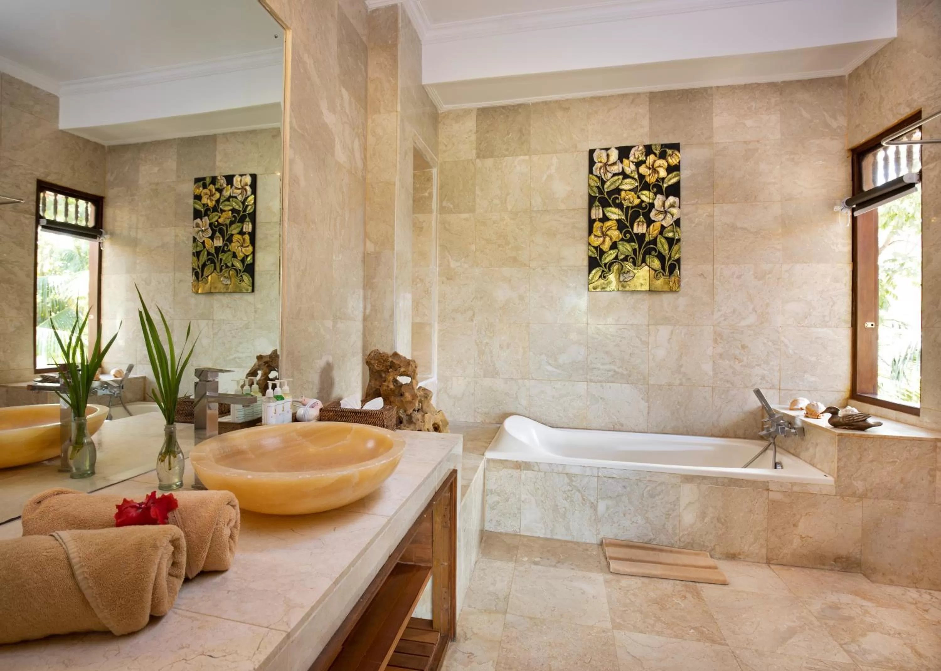 Bathroom in Green Field Hotel and Restaurant