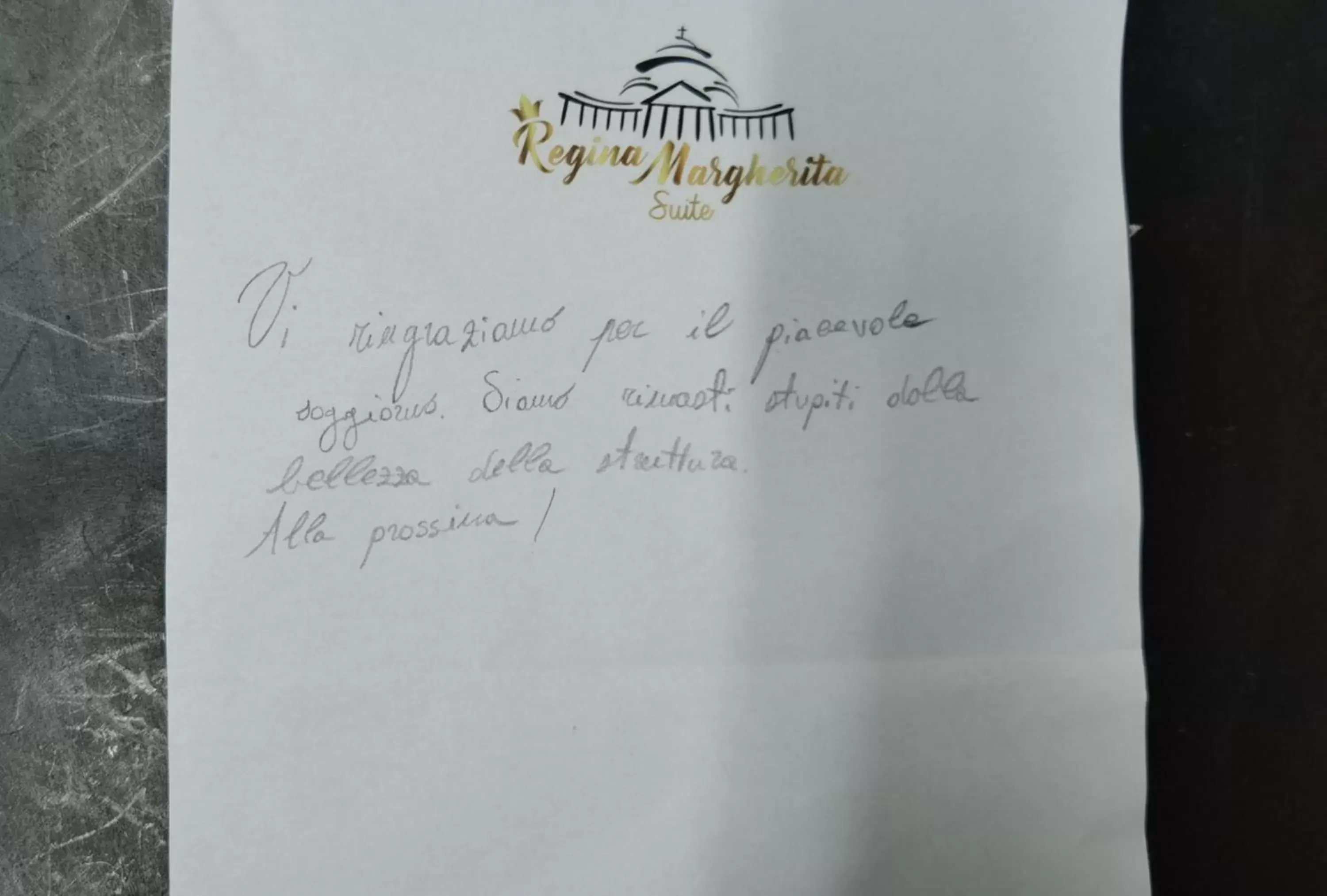 Logo/Certificate/Sign in Regina Margherita Suite