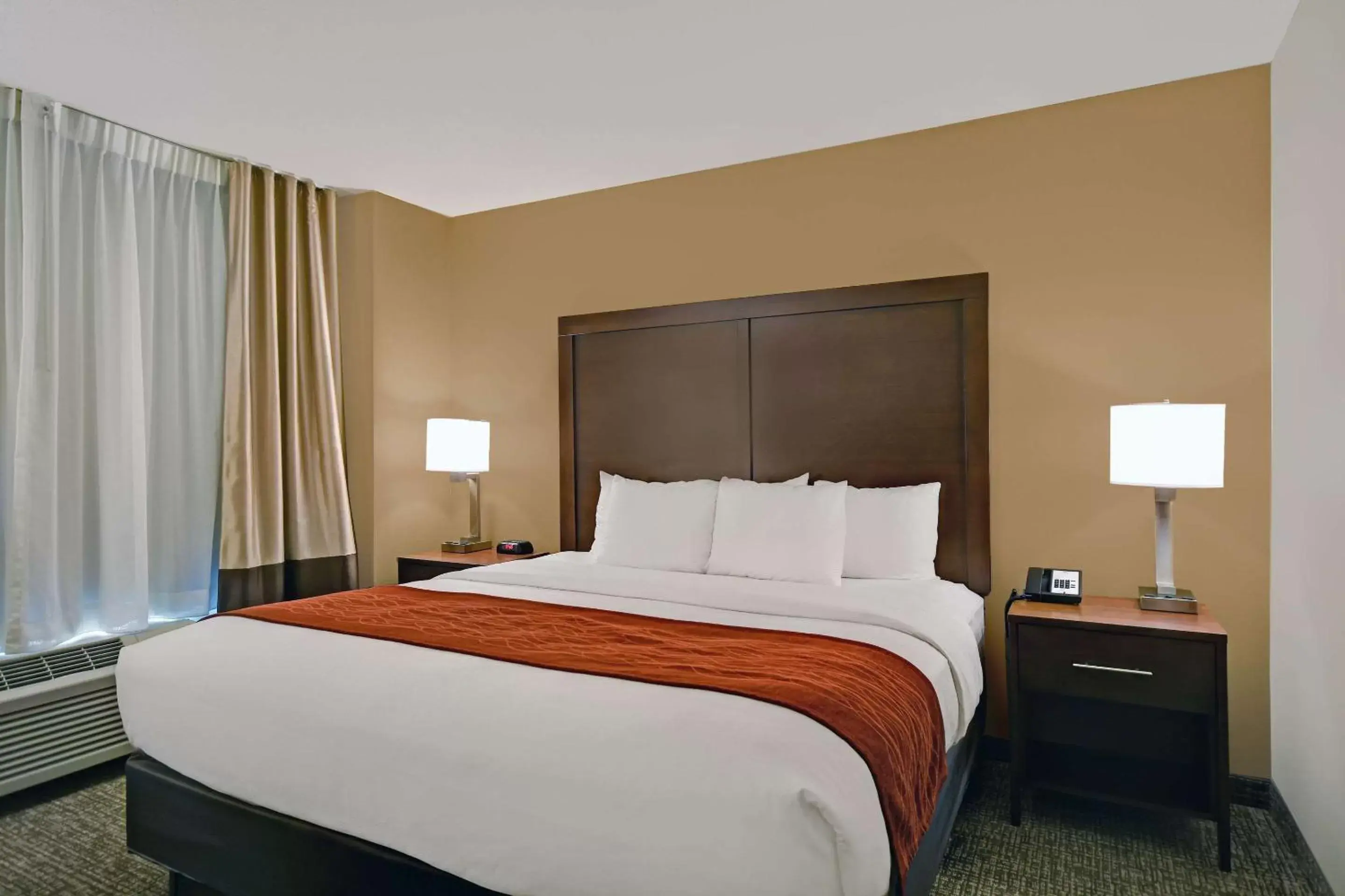 Bedroom, Bed in Comfort Inn & Suites Wilton
