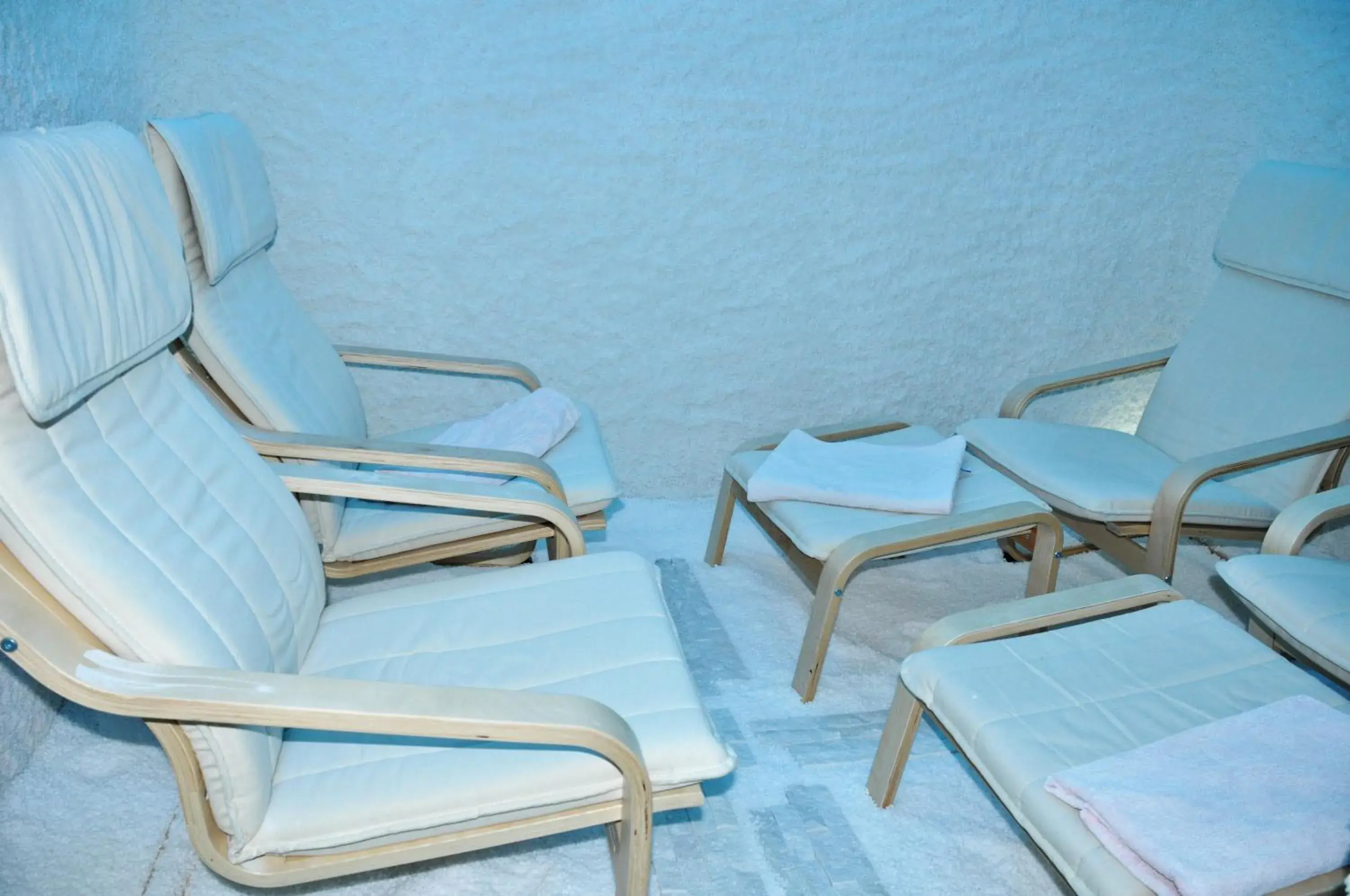 Spa and wellness centre/facilities, Seating Area in Beach Hotel Du Lac Malcesine