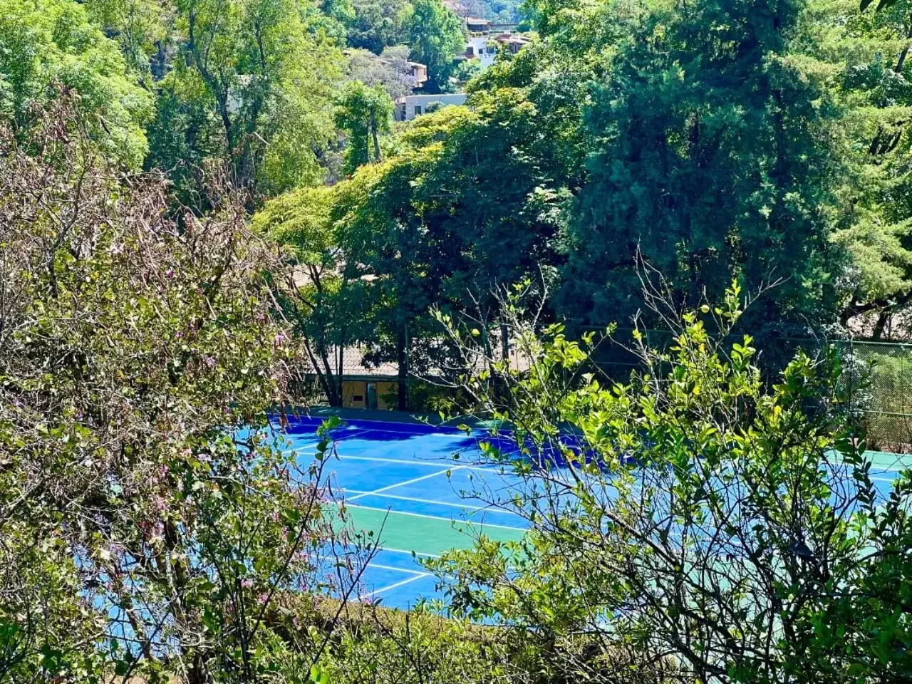 Pool View in San José Del Valle