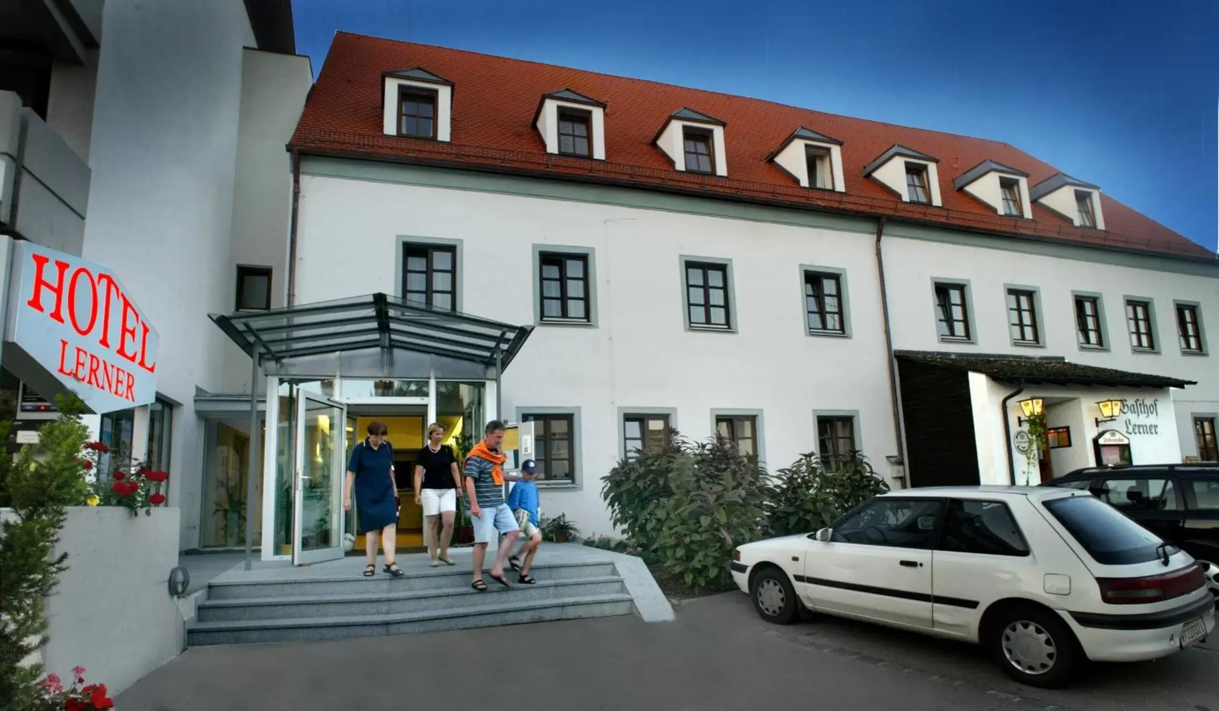 Facade/entrance, Property Building in Gasthof Lerner