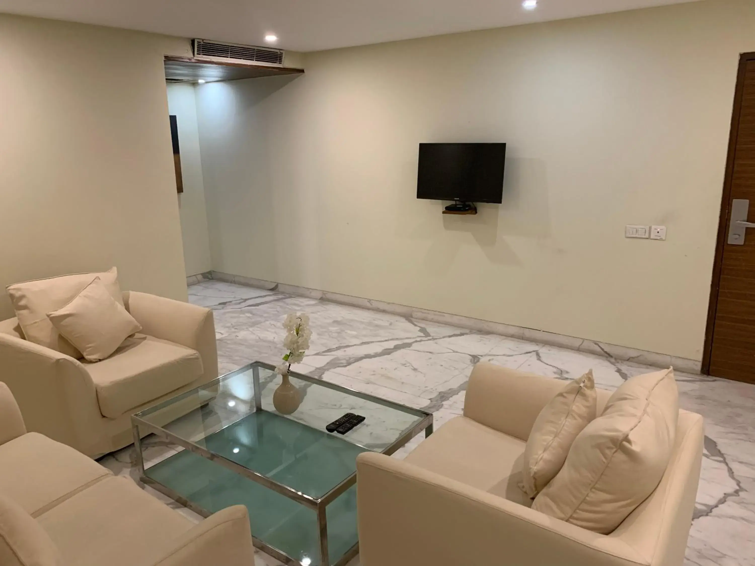 Living room, Seating Area in The Manohar Hyderabad