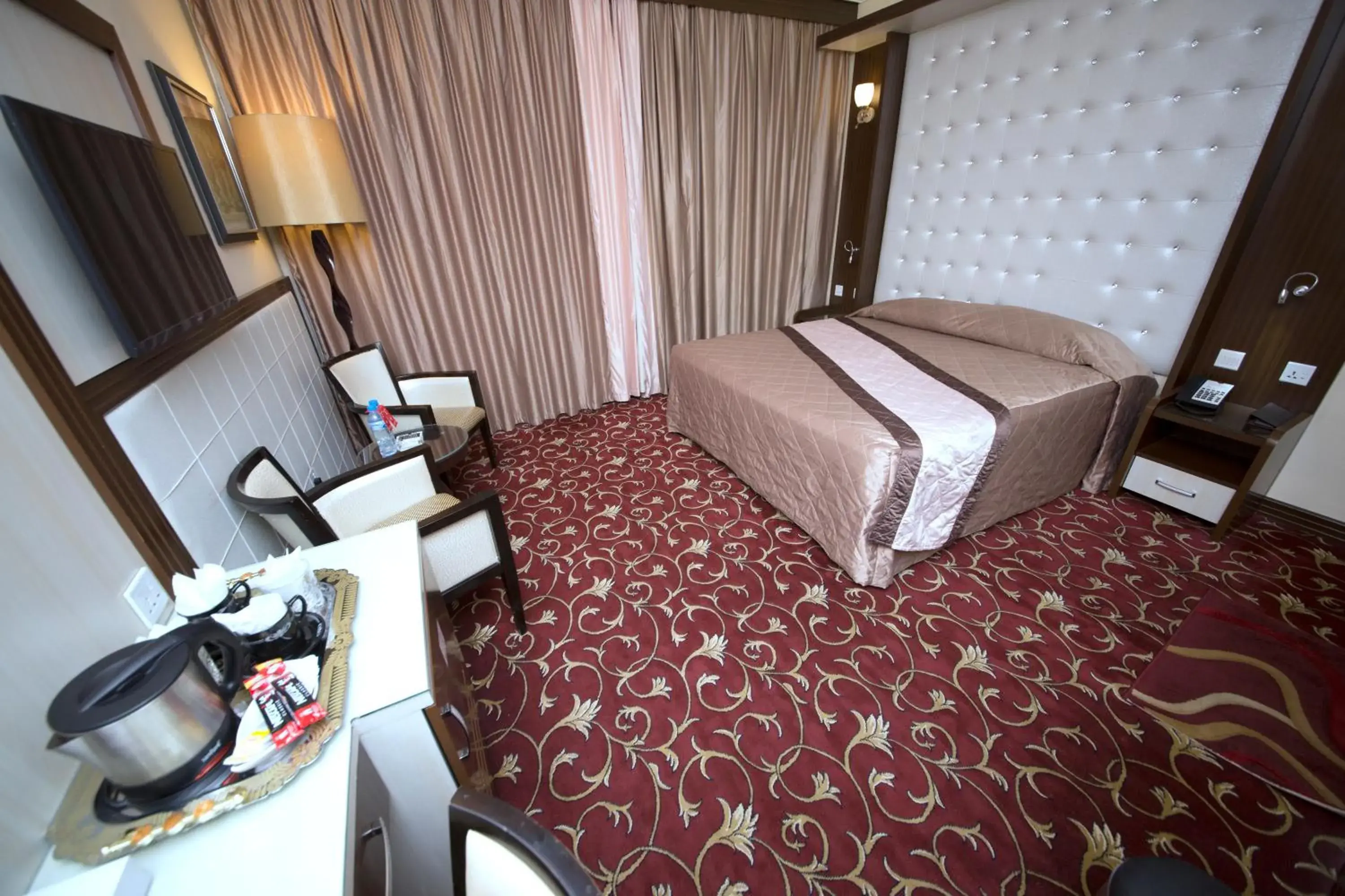 Photo of the whole room, Bed in Al Khaleej Grand Hotel