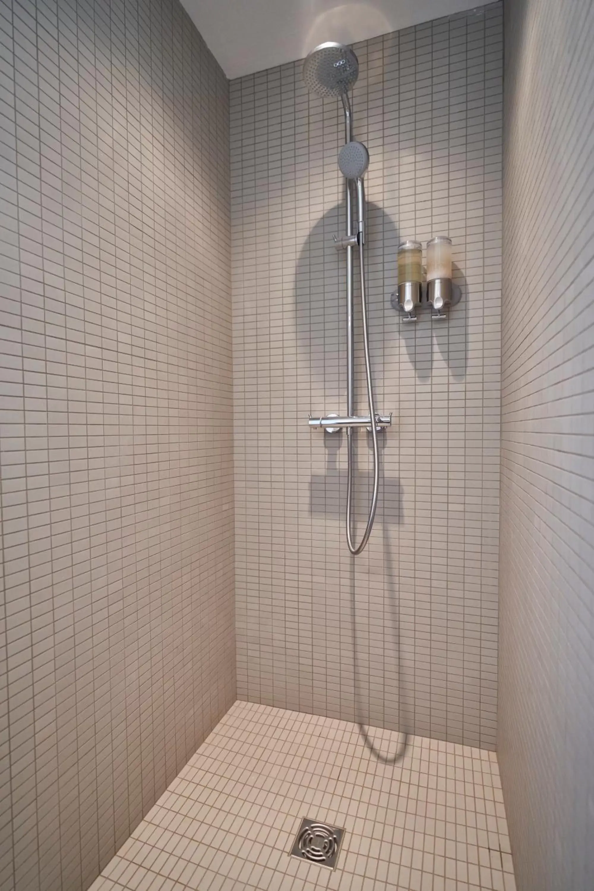 Shower, Bathroom in Château Bonalgue - Pomerol