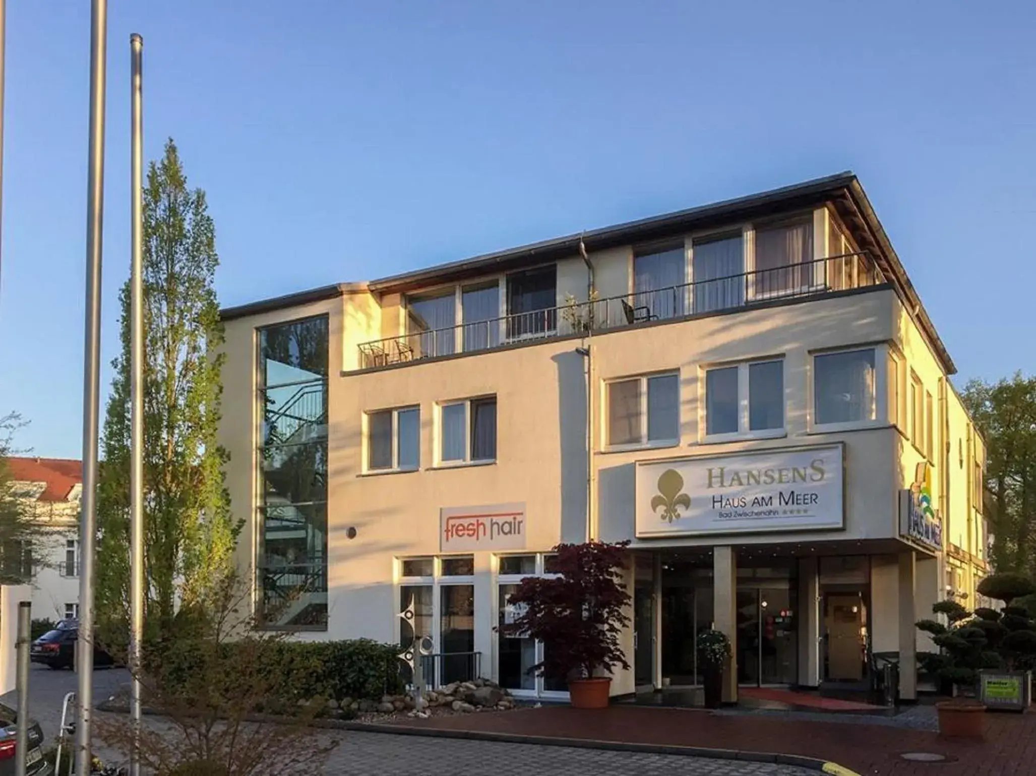 Facade/entrance, Property Building in Haus am Meer Hotel
