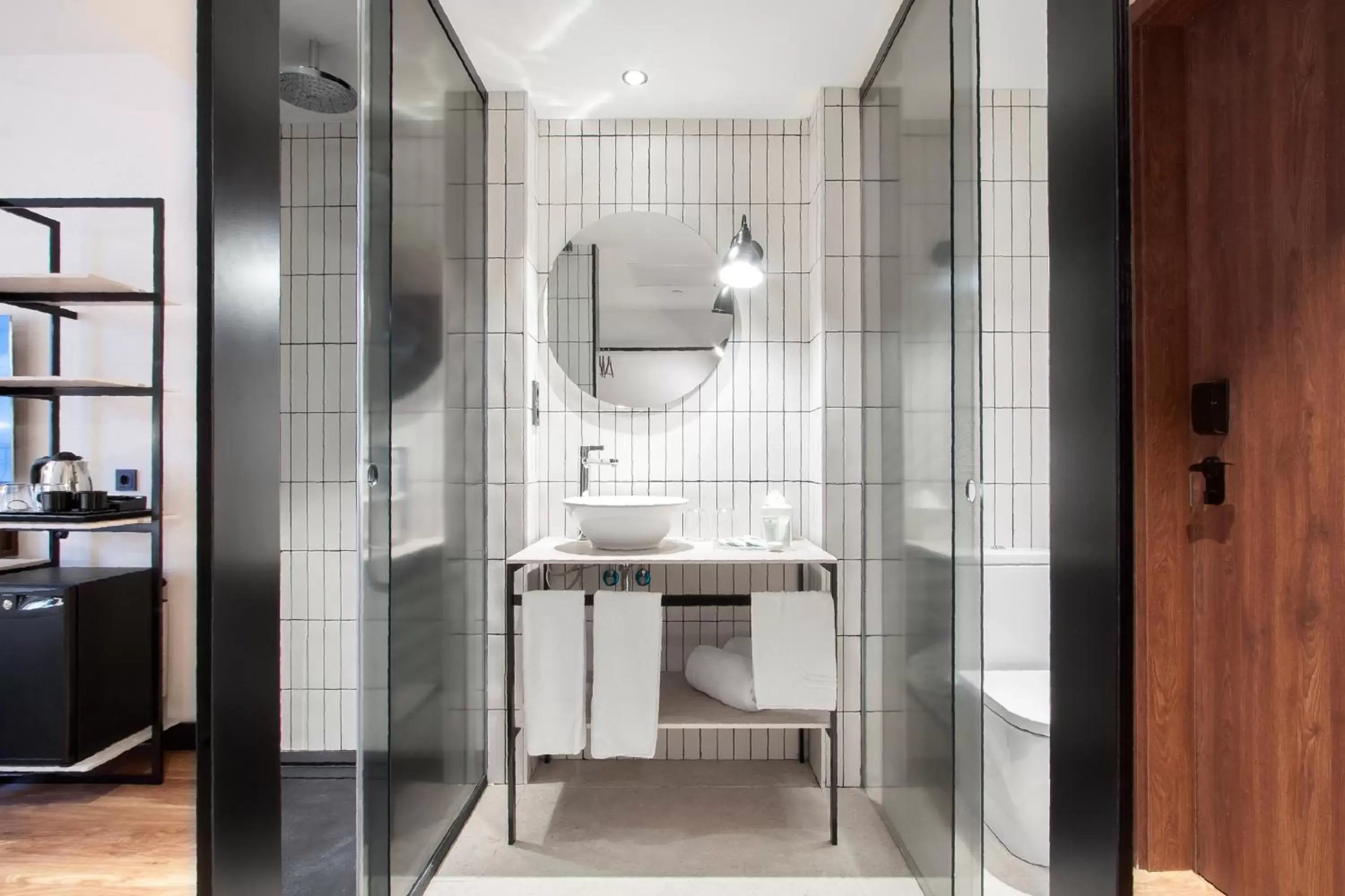 Bathroom in Radisson Blu 1882 Hotel, Barcelona Sagrada Familia