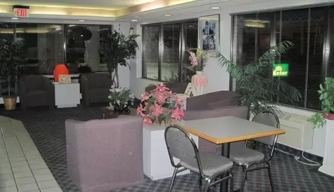Lobby or reception in Bestway Inn