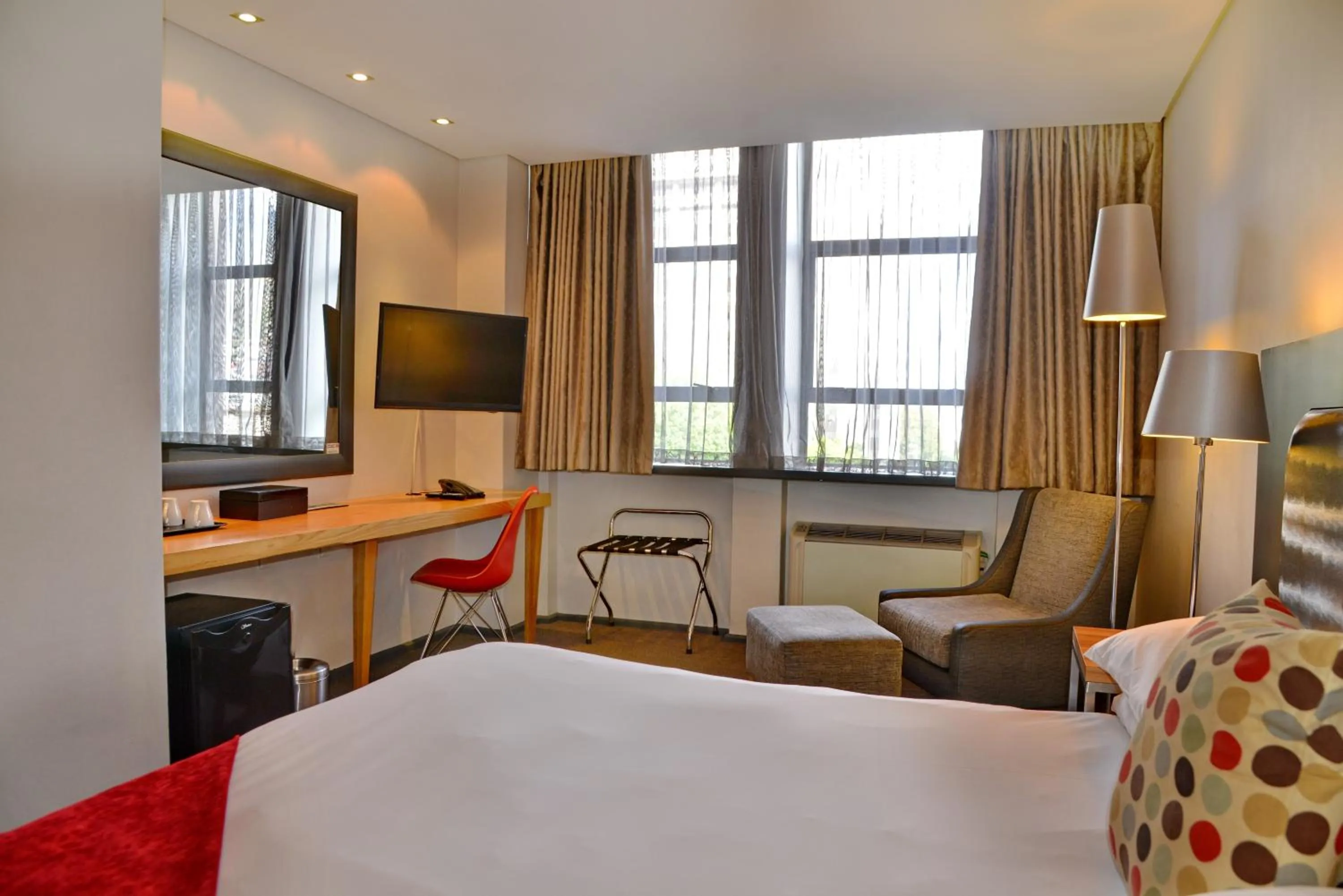 Bed in Fountains Hotel