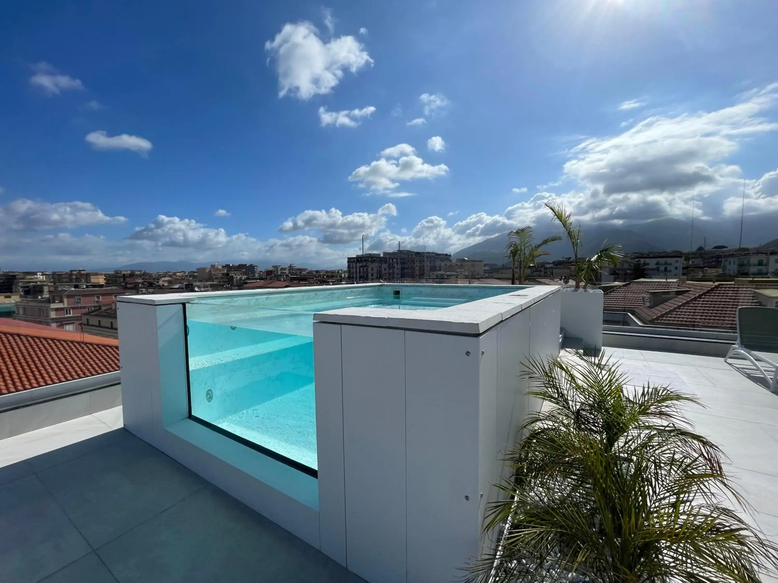 Swimming Pool in Hotel Stabia