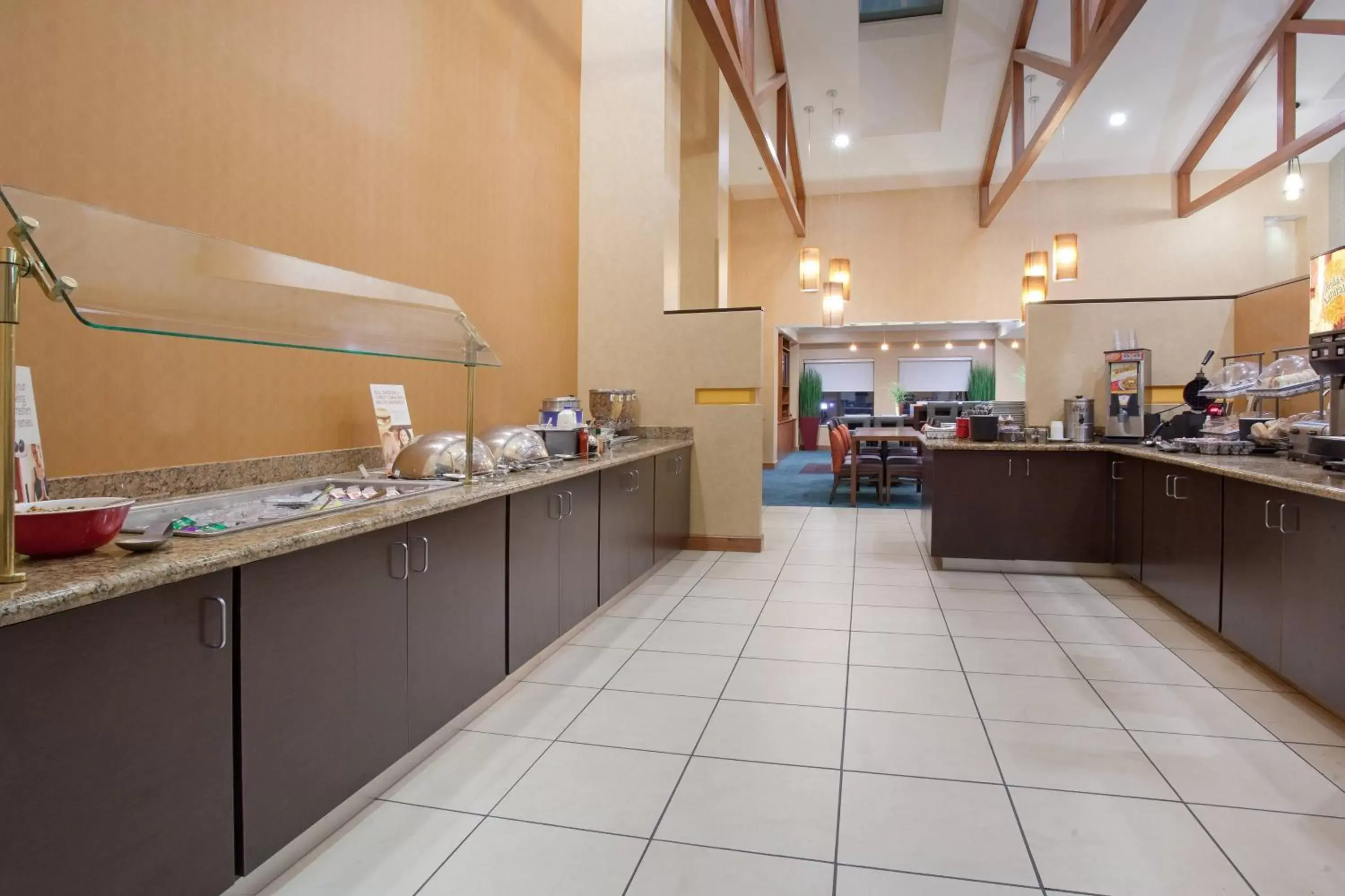 Breakfast, Restaurant/Places to Eat in Residence Inn Grand Junction