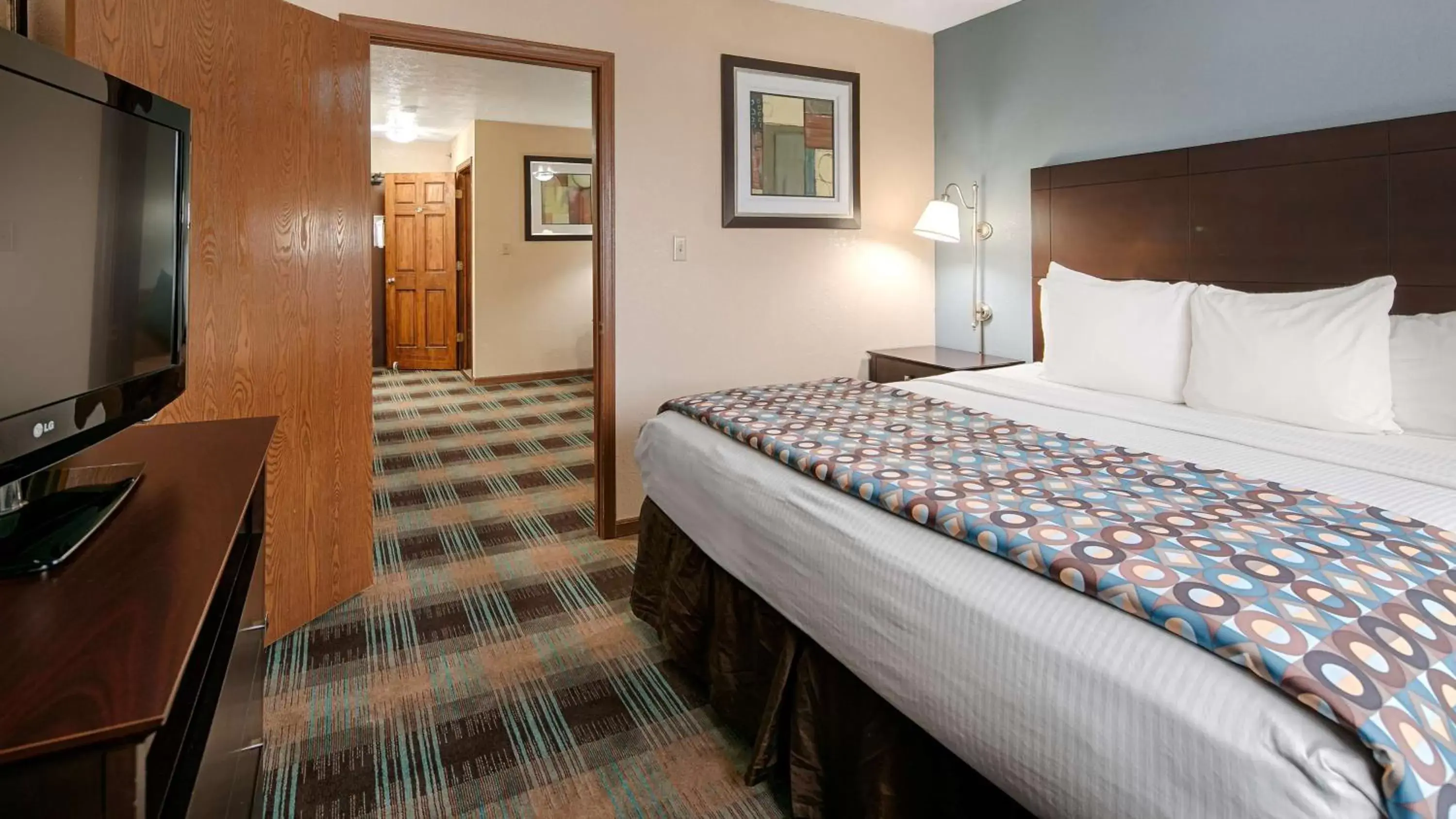 King Suite in Best Western Regency Inn King Suite in Best Western Regency Inn