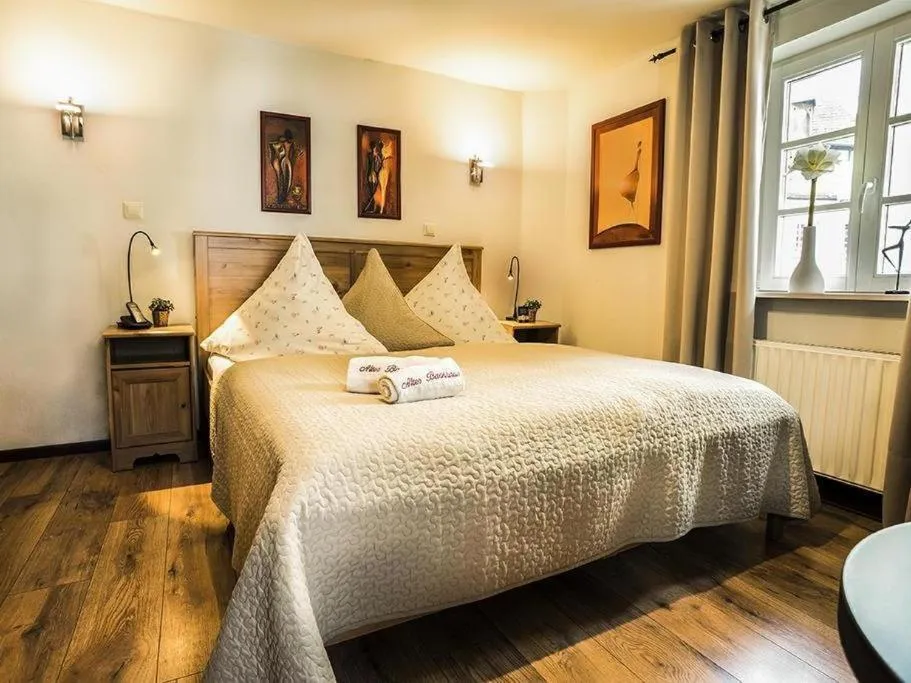 Bedroom, Bed in Altes Backhaus