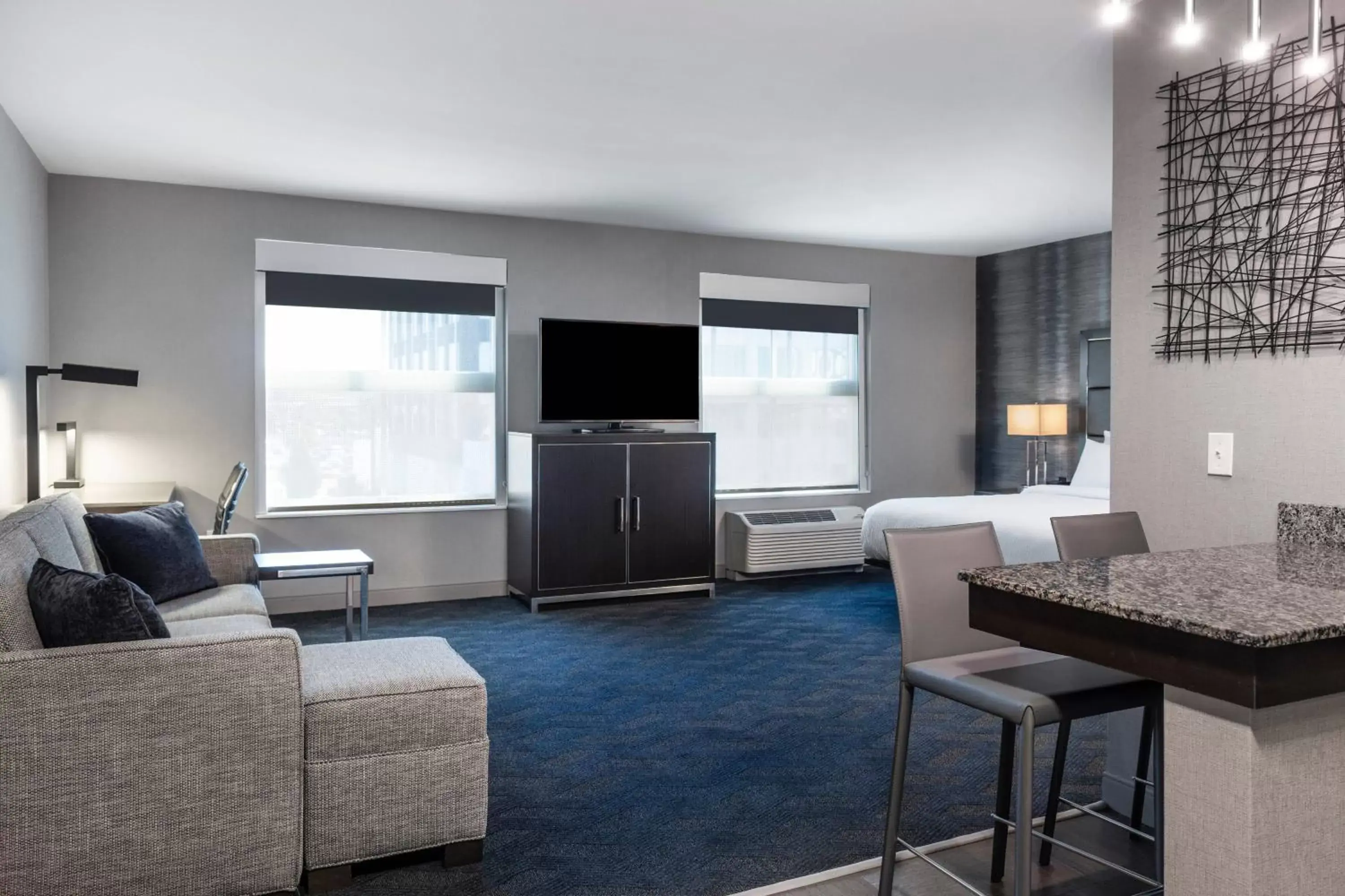 Bedroom, Seating Area in Residence Inn by Marriott Boston Logan Airport/Chelsea