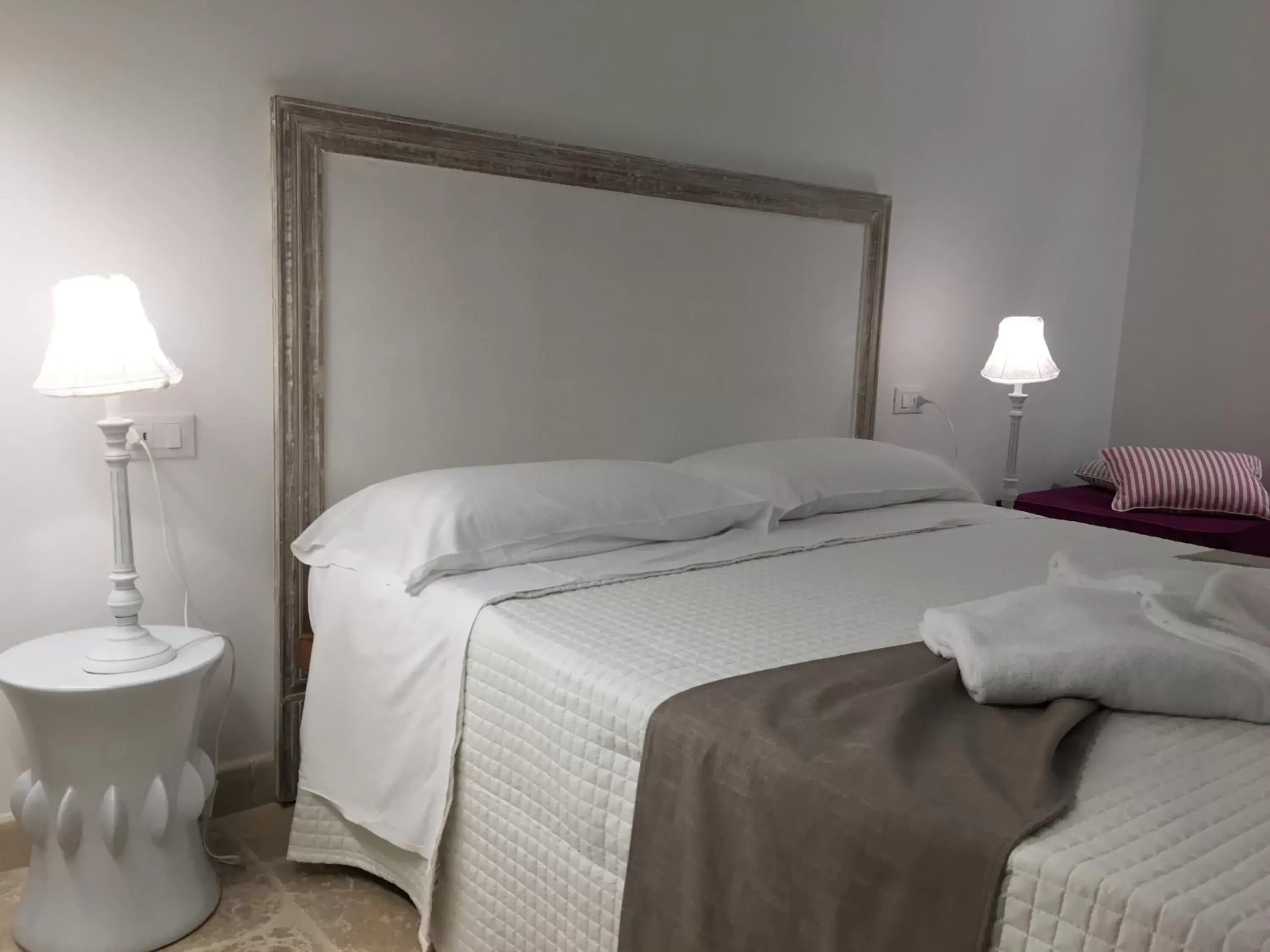 Bed in Relais Trulli Le Icone