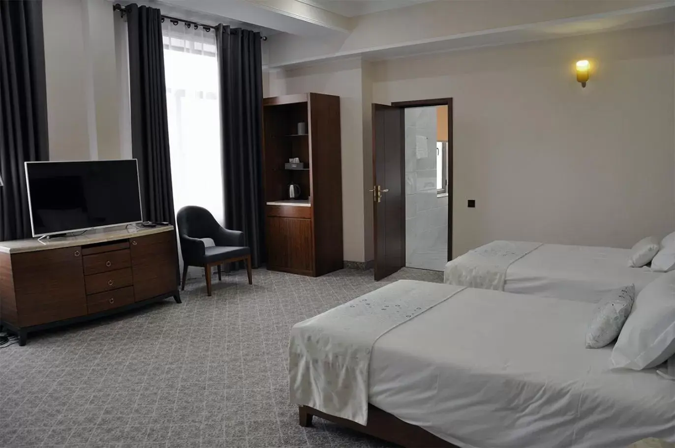 Large Twin Room in Parliament Palace Hotel Large Twin Room in Parliament Palace Hotel