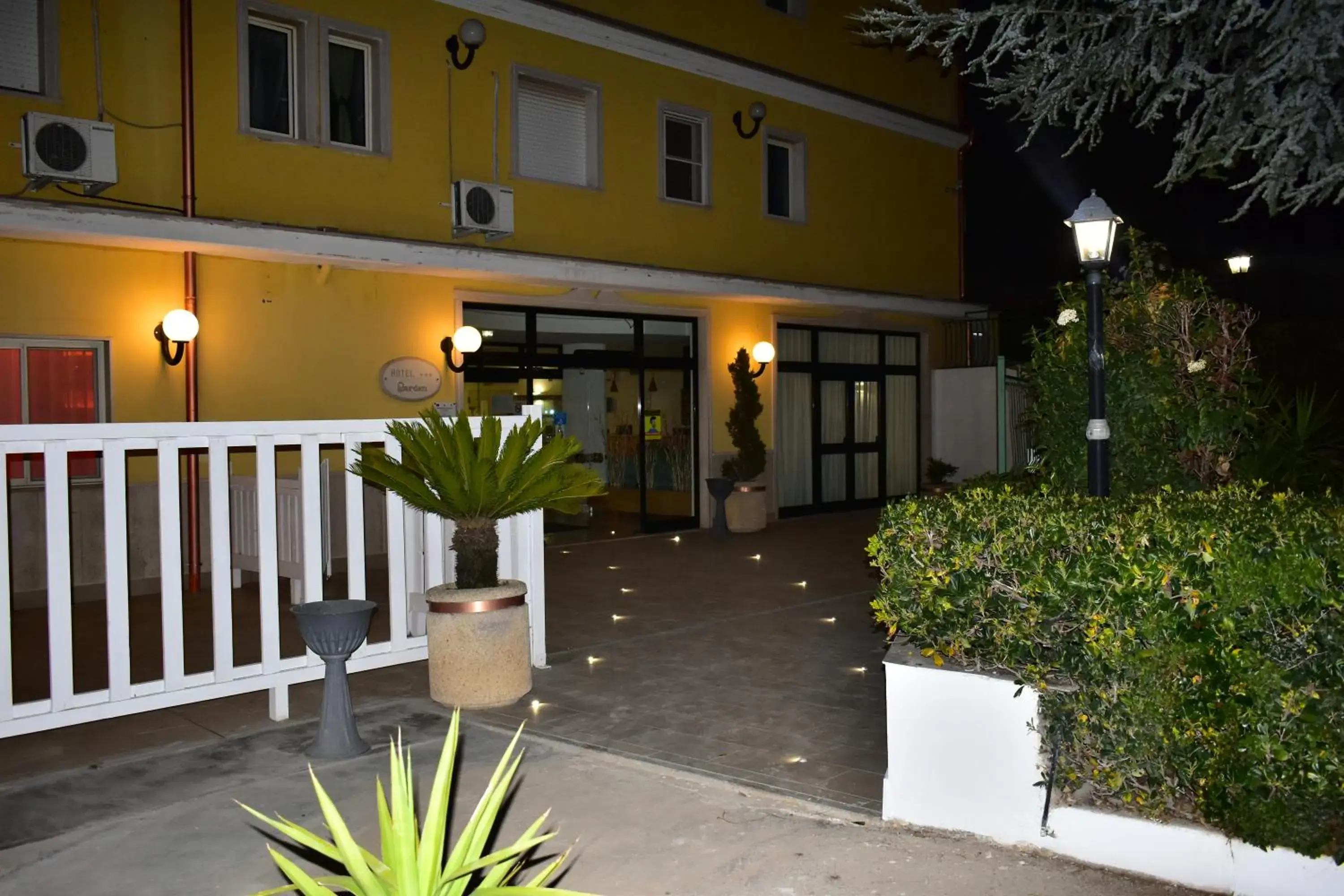 Facade/entrance in Hotel Garden